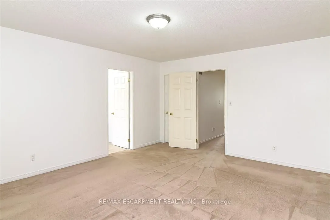 37 Cornerstone Drive