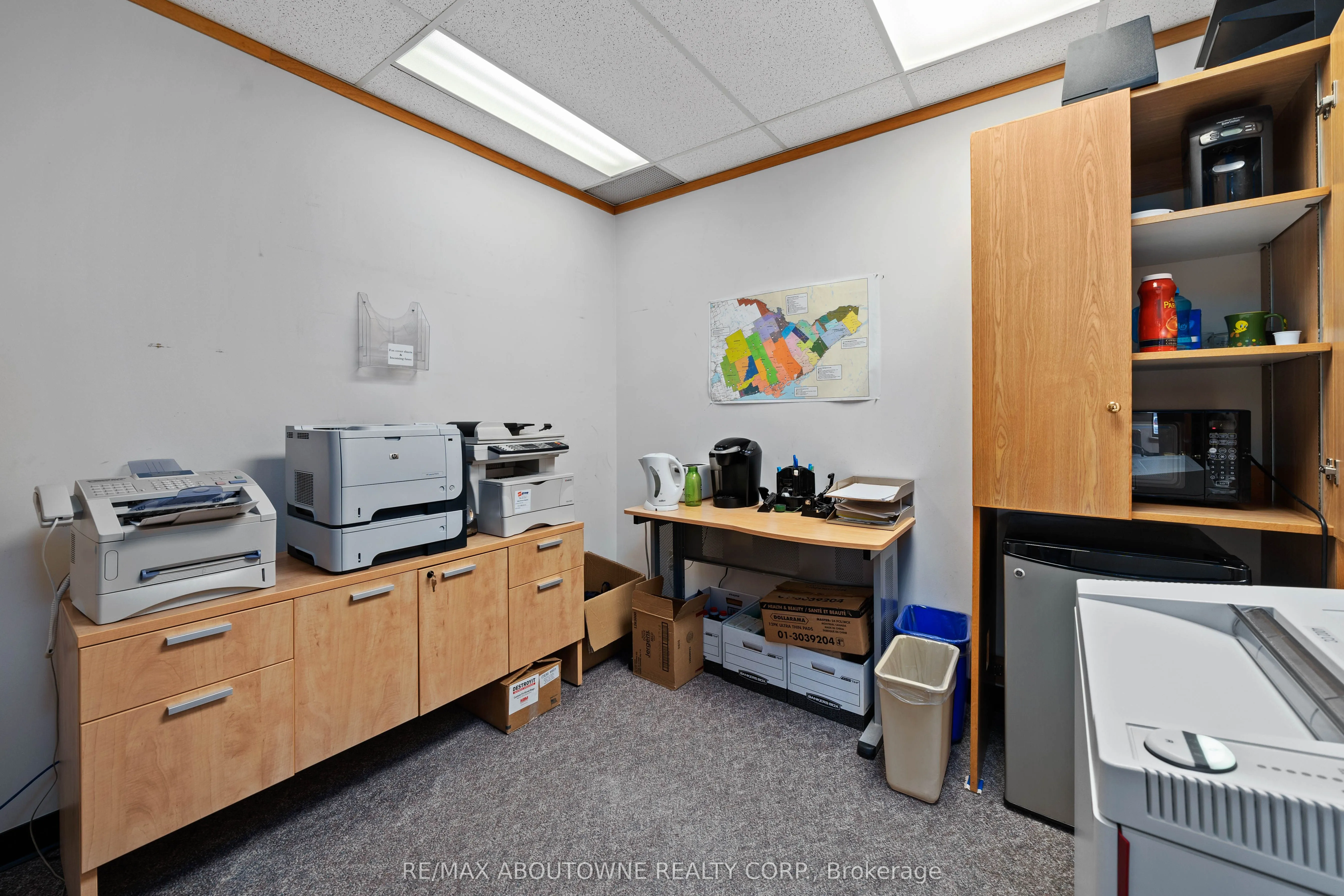 54 Dundas Street E #2