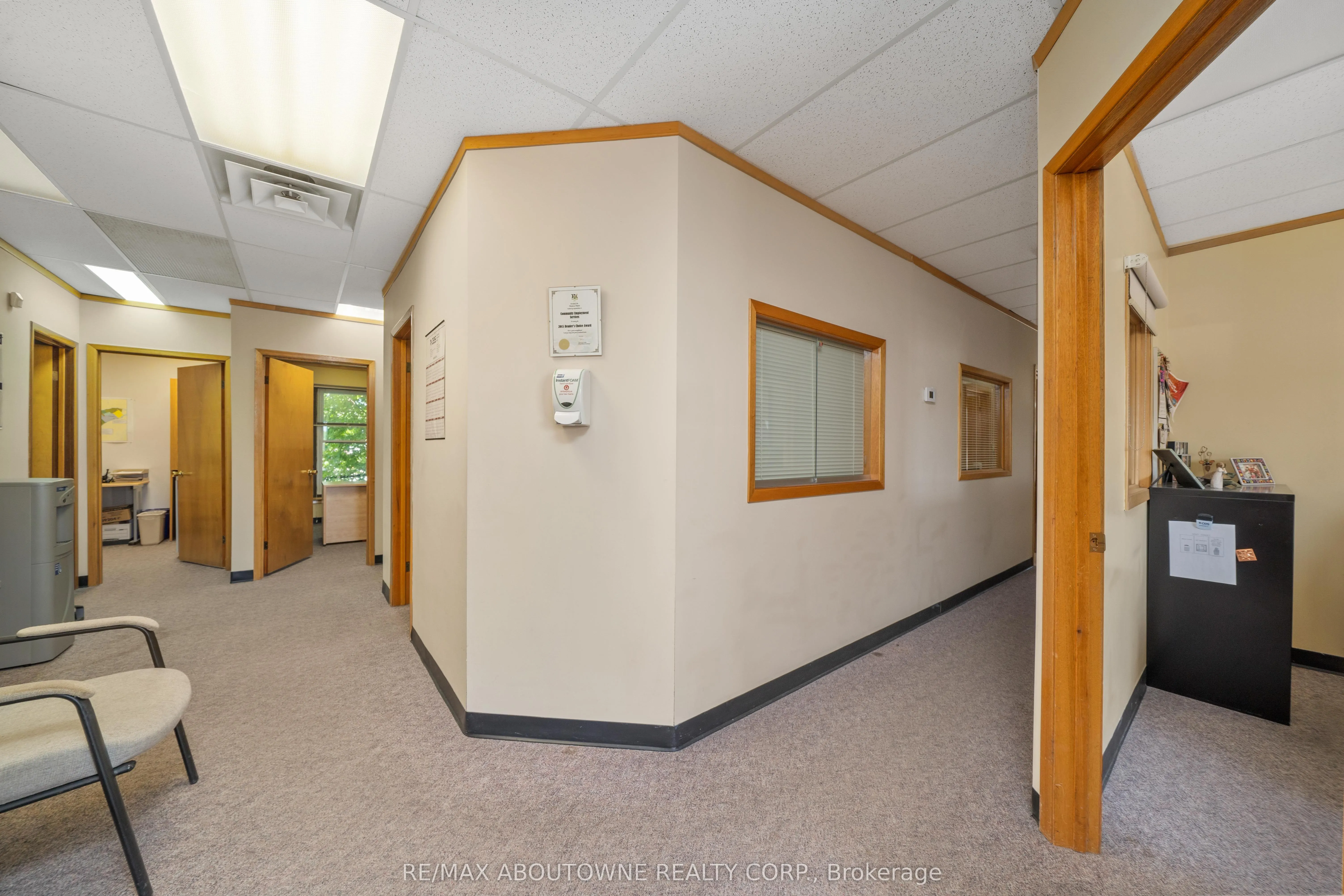 54 Dundas Street E #2