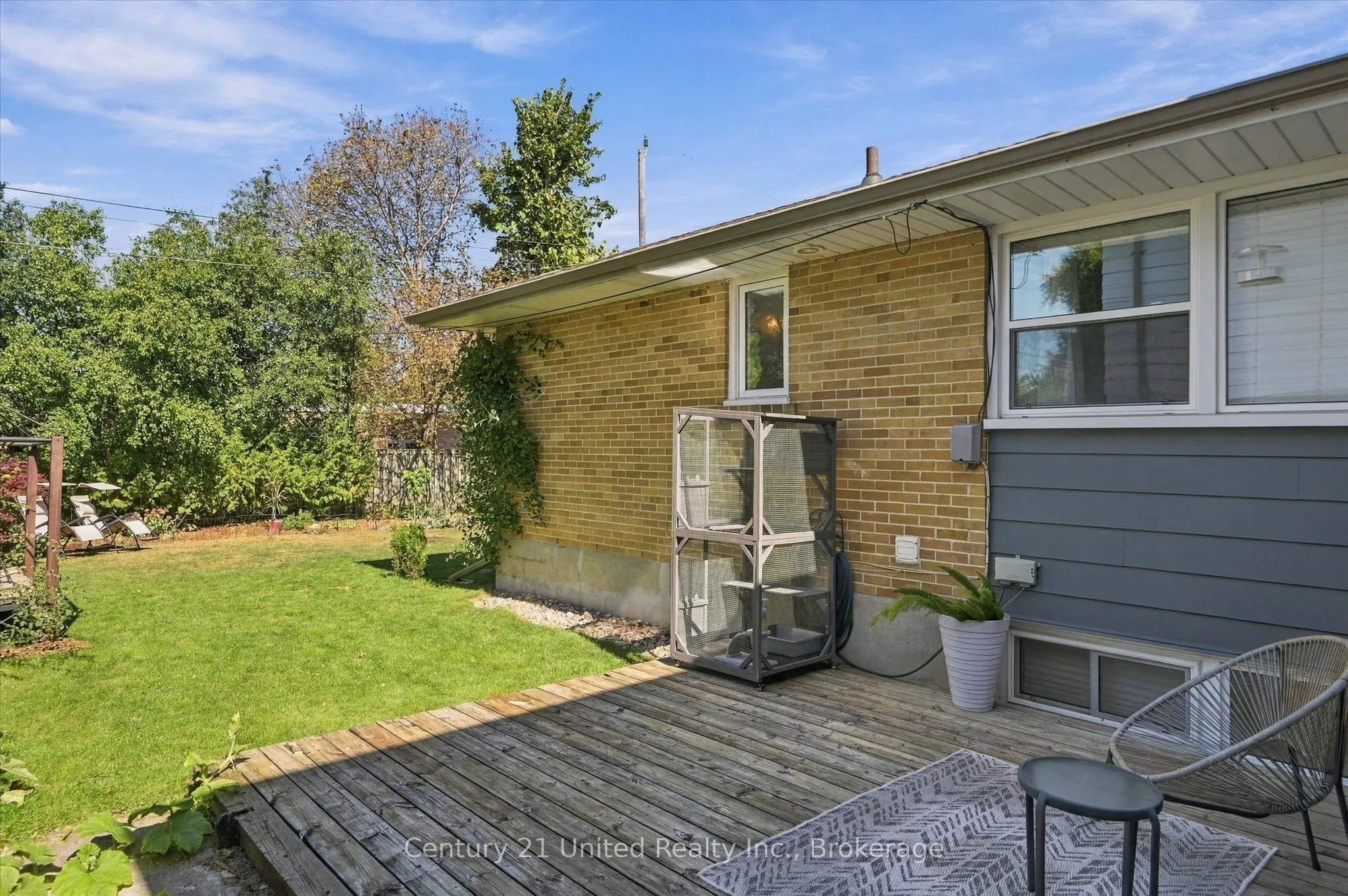 854 Kawartha Drive