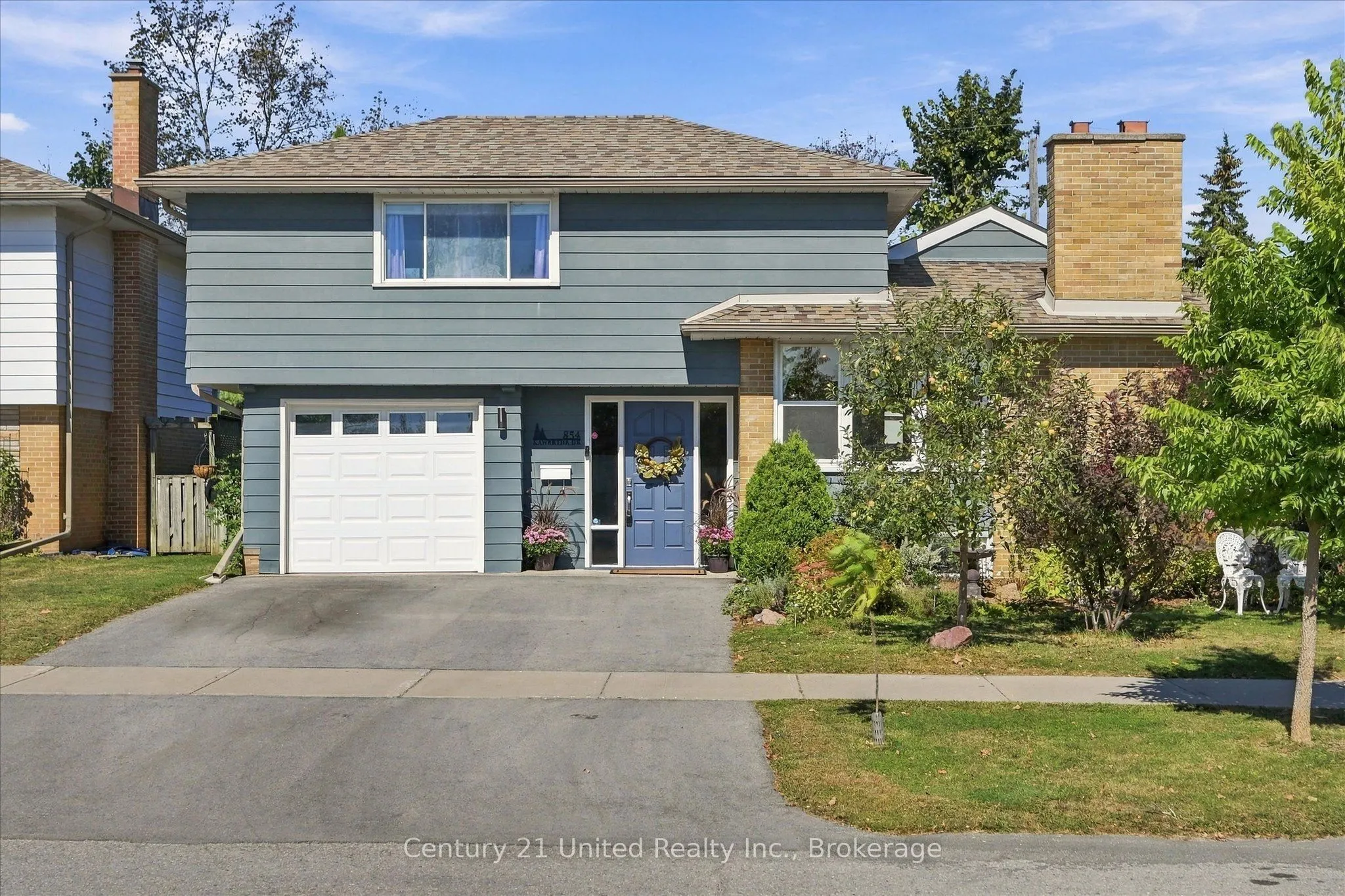 854 Kawartha Drive