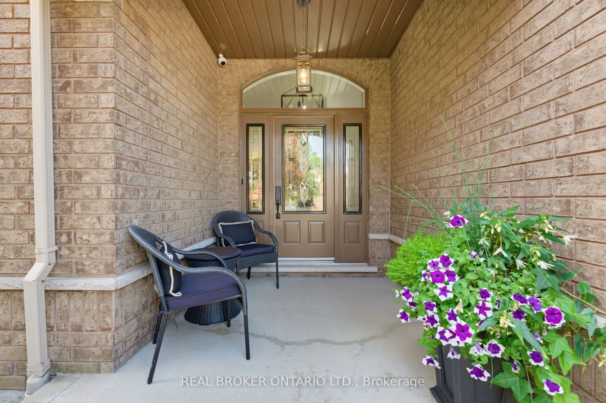 64 Carmichael Crescent