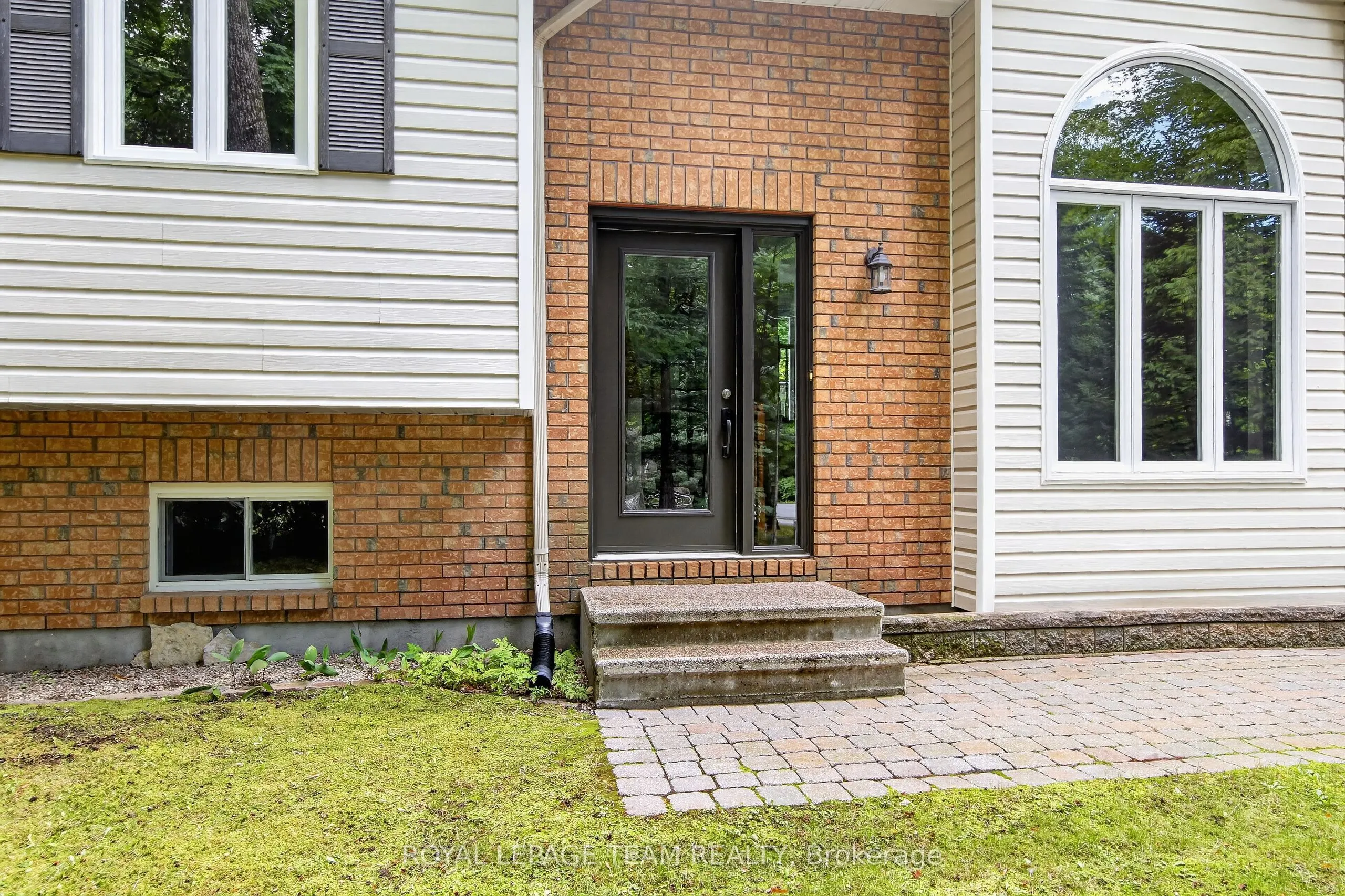 126 MOCKINGBIRD Lane