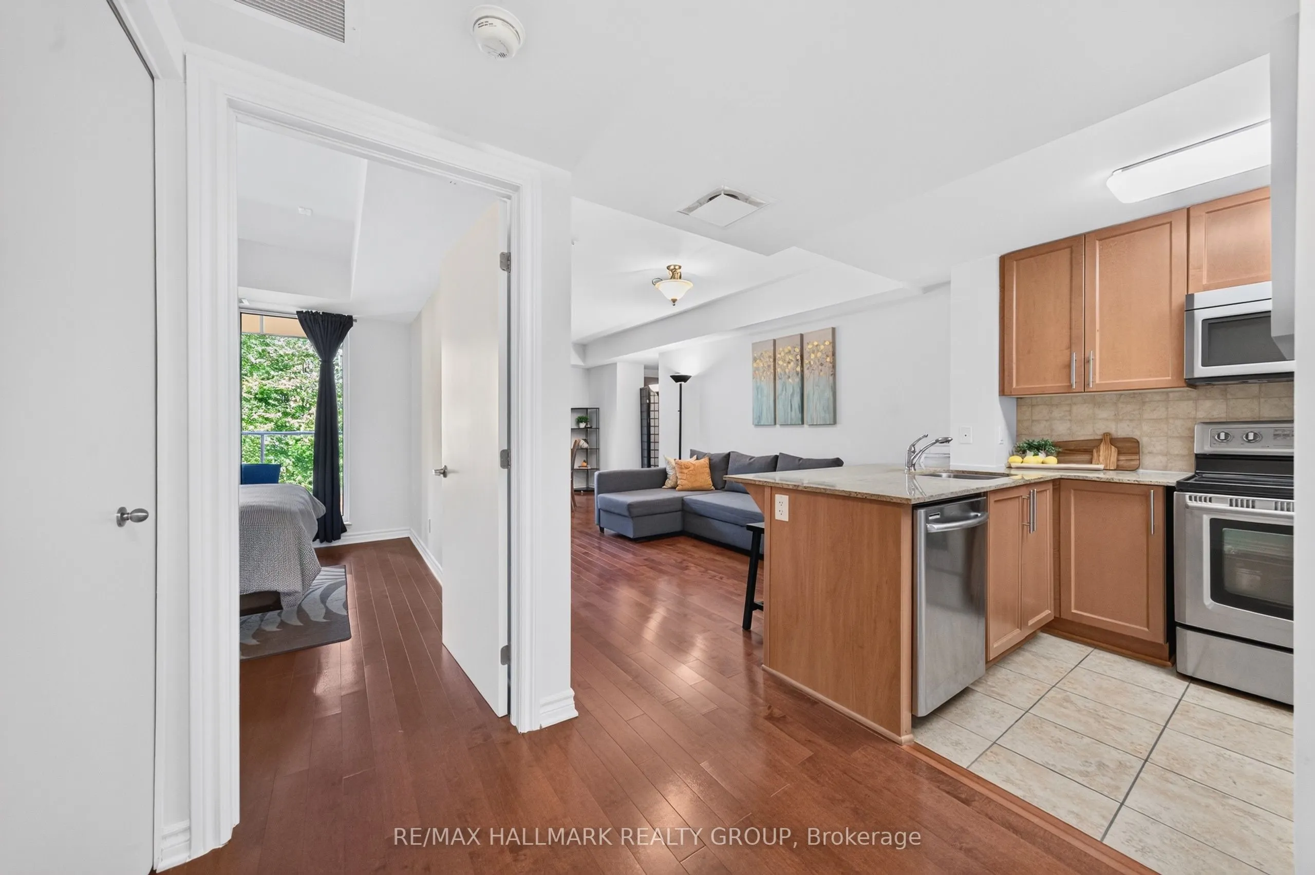250 Lett Street #320