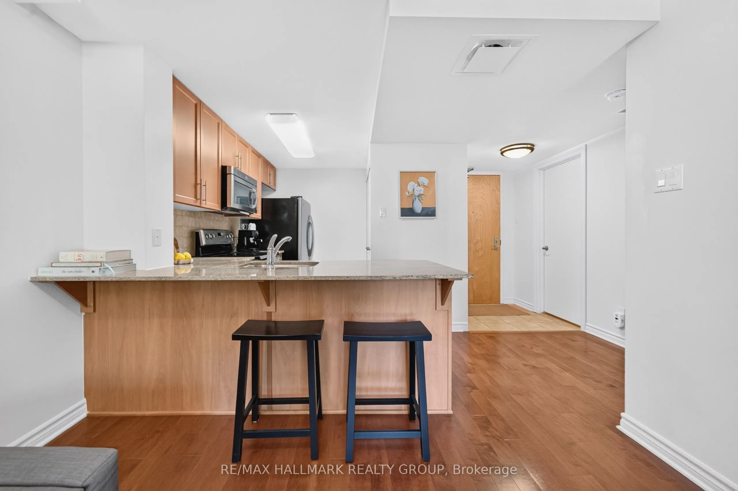250 Lett Street #320