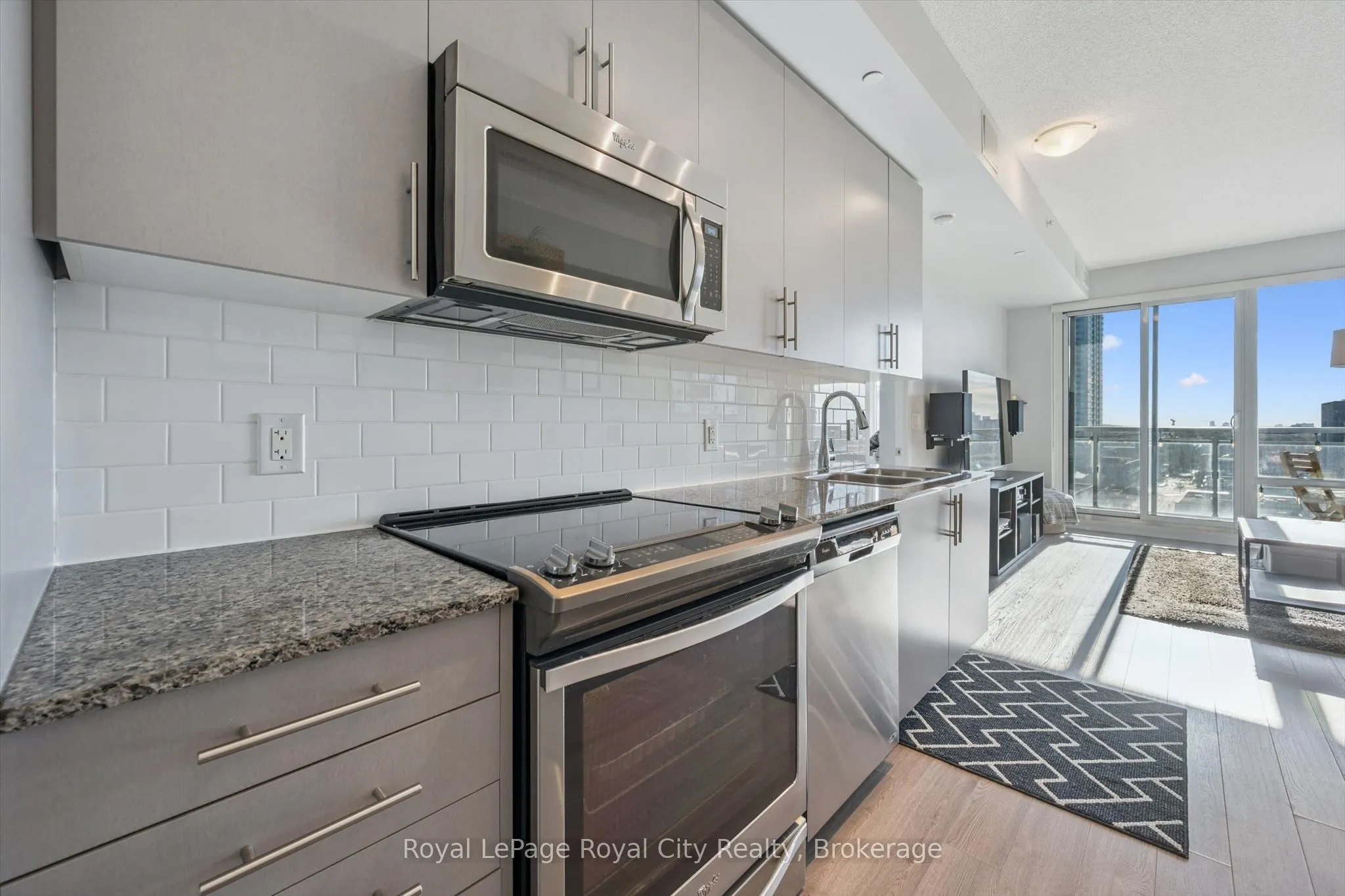 85 Duke Street W #1204