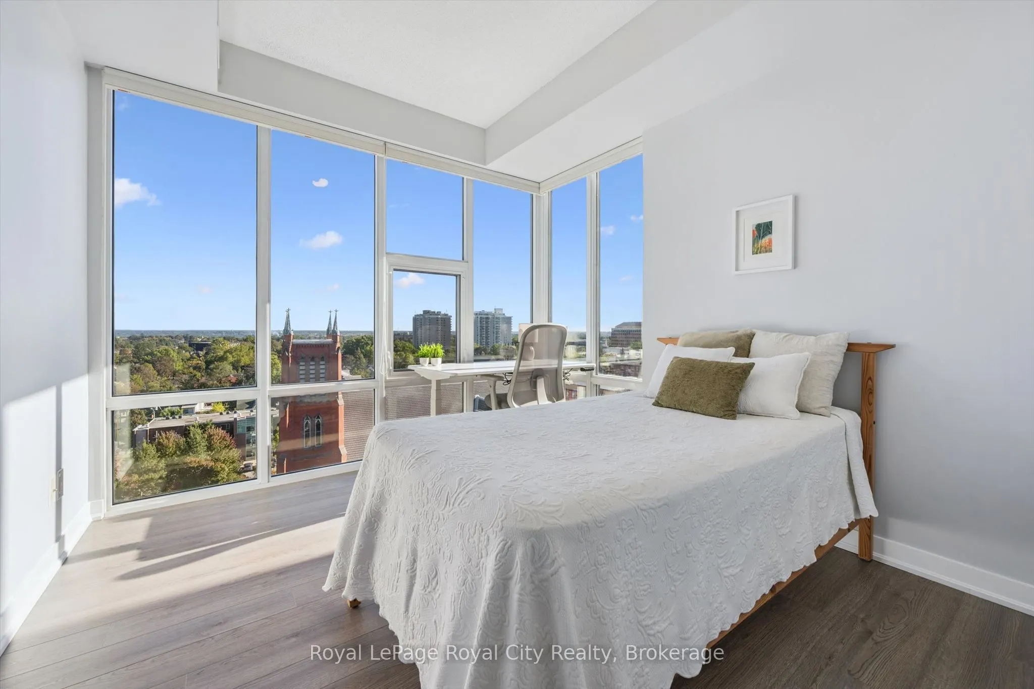 85 Duke Street W #1204