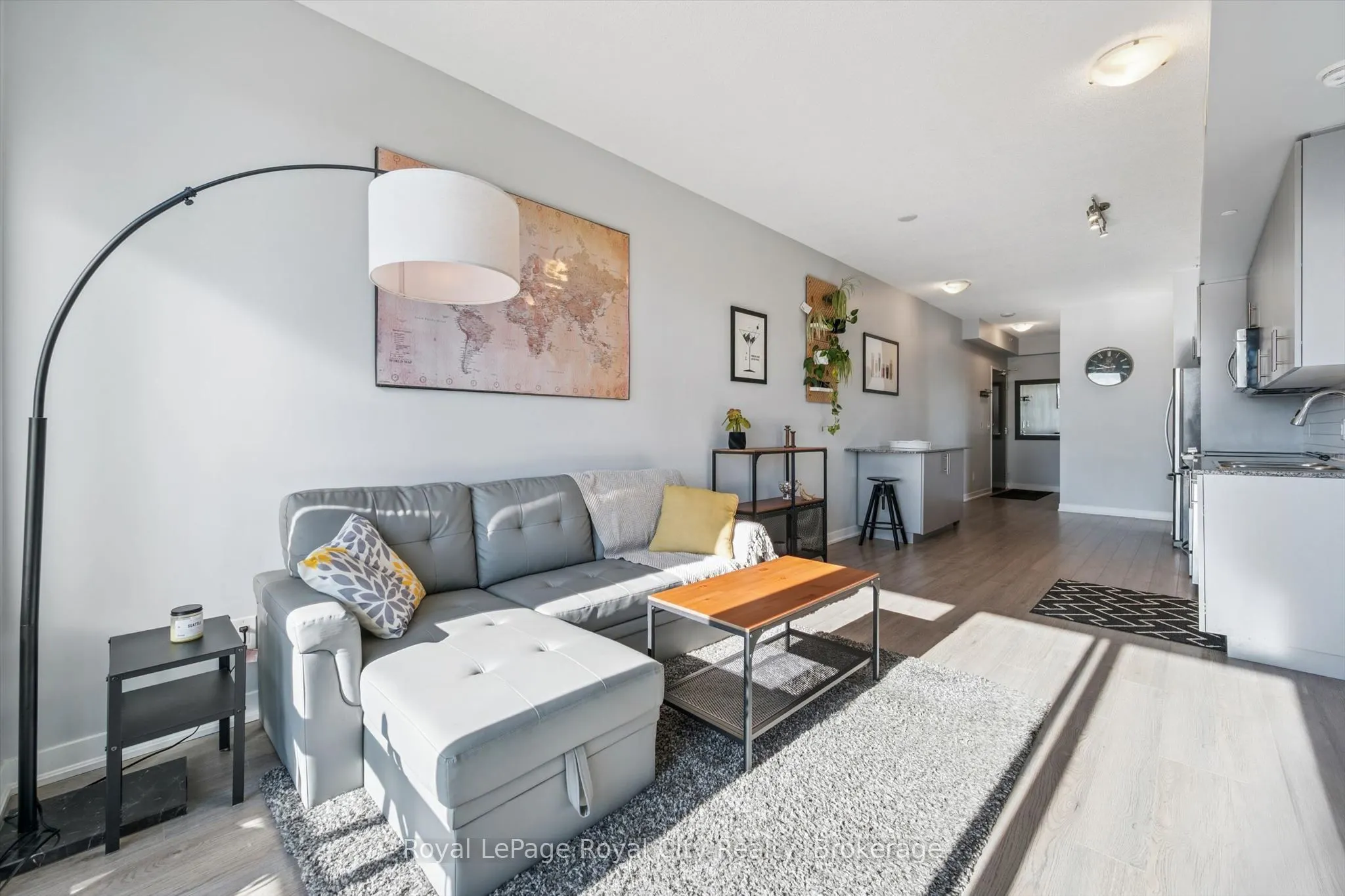 85 Duke Street W #1204