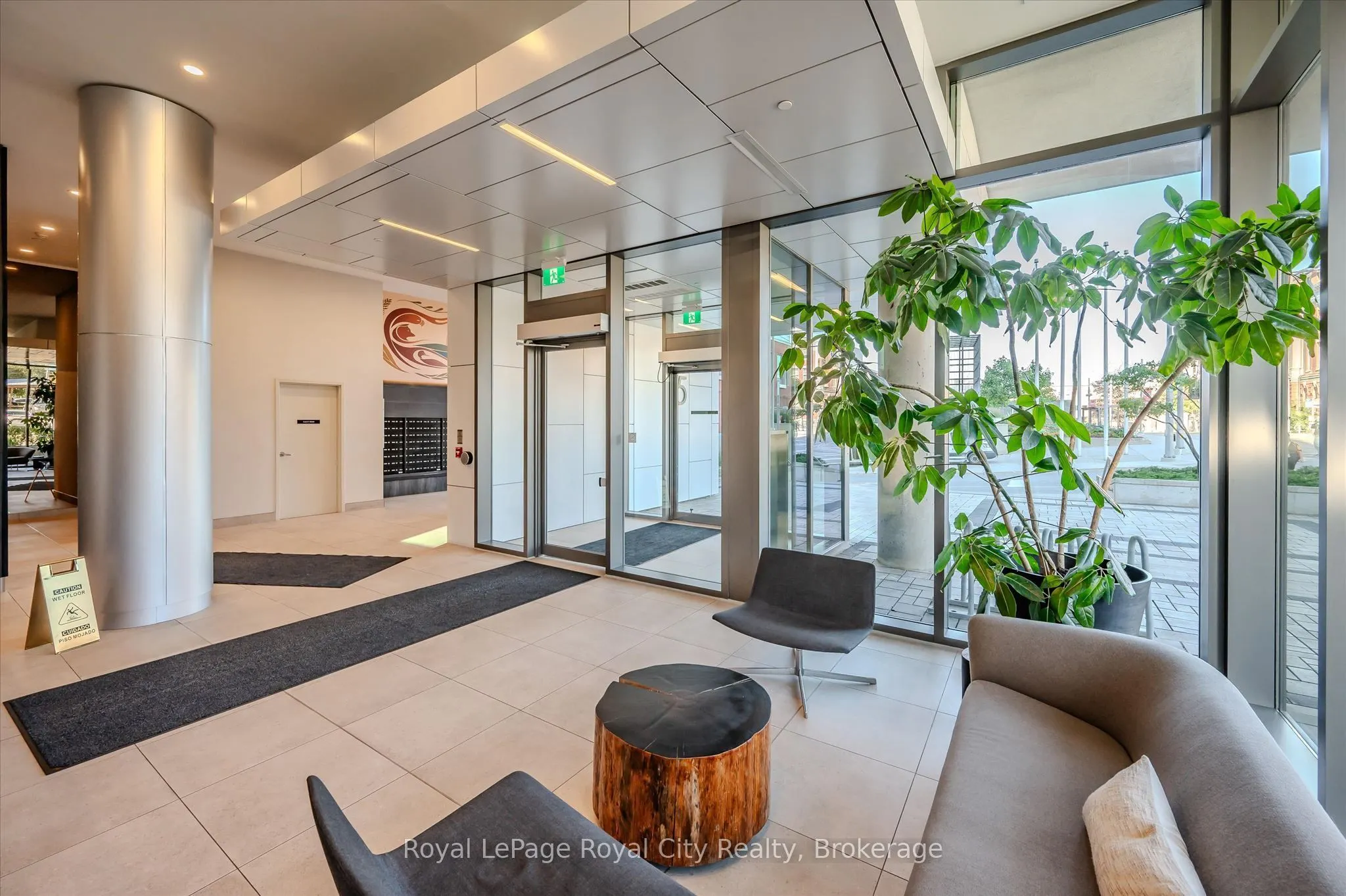 85 Duke Street W #1204