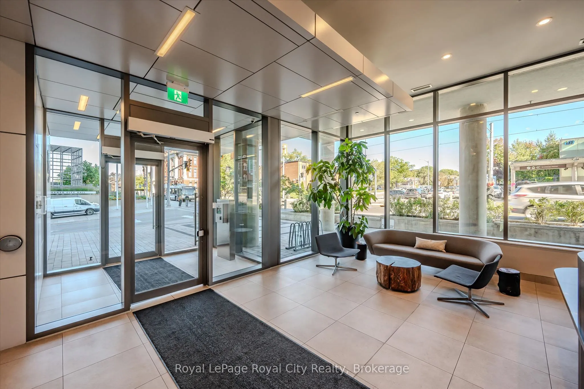 85 Duke Street W #1204
