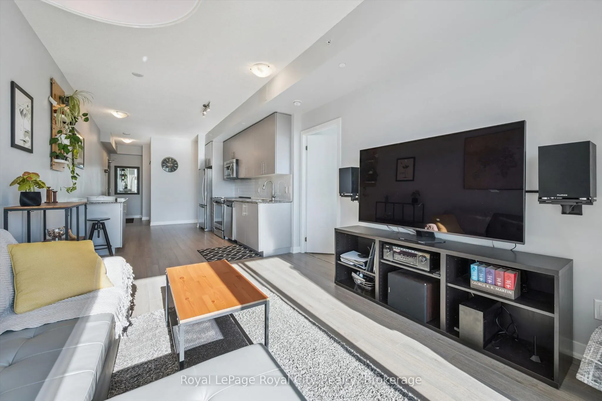 85 Duke Street W #1204
