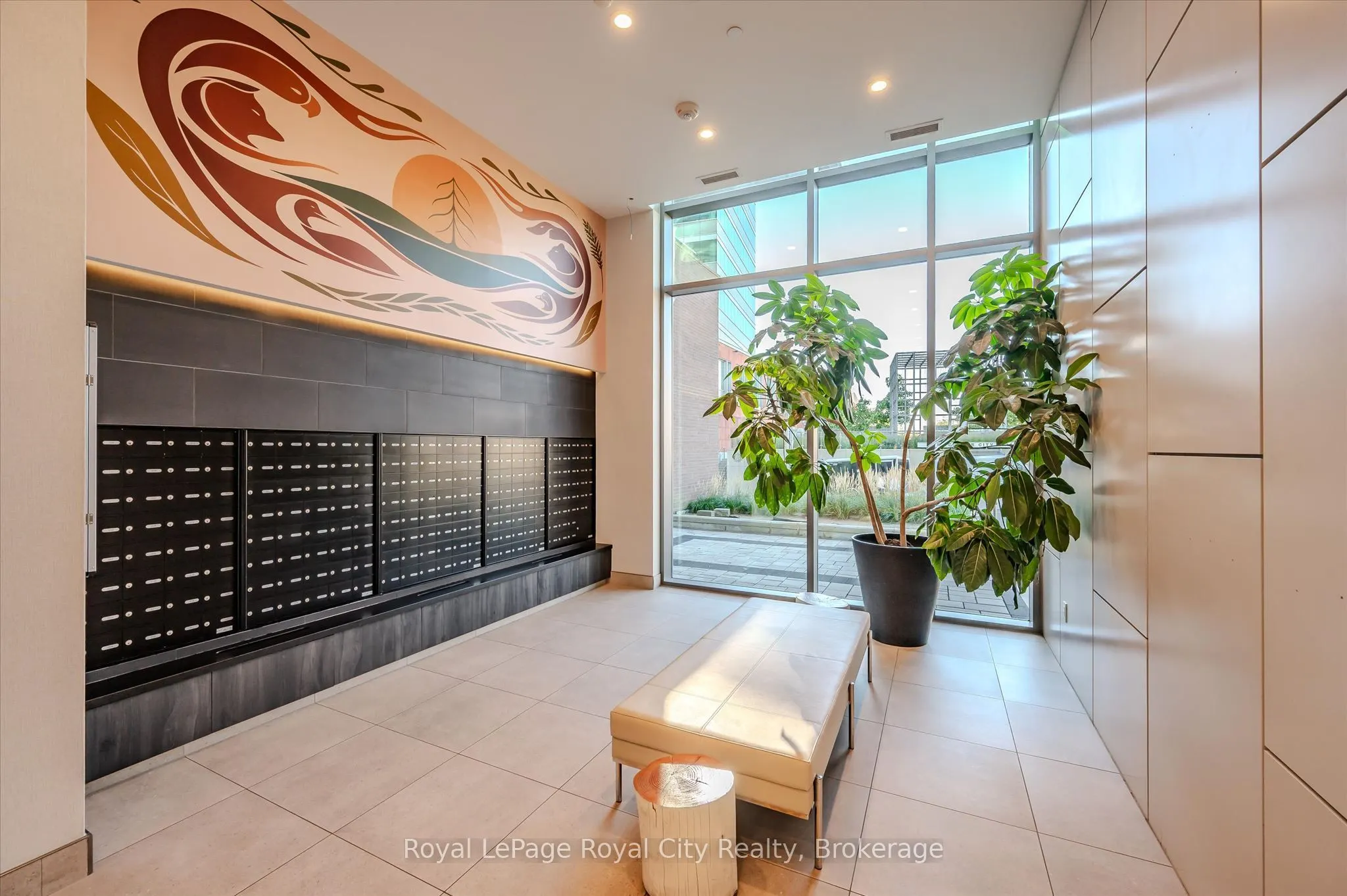 85 Duke Street W #1204