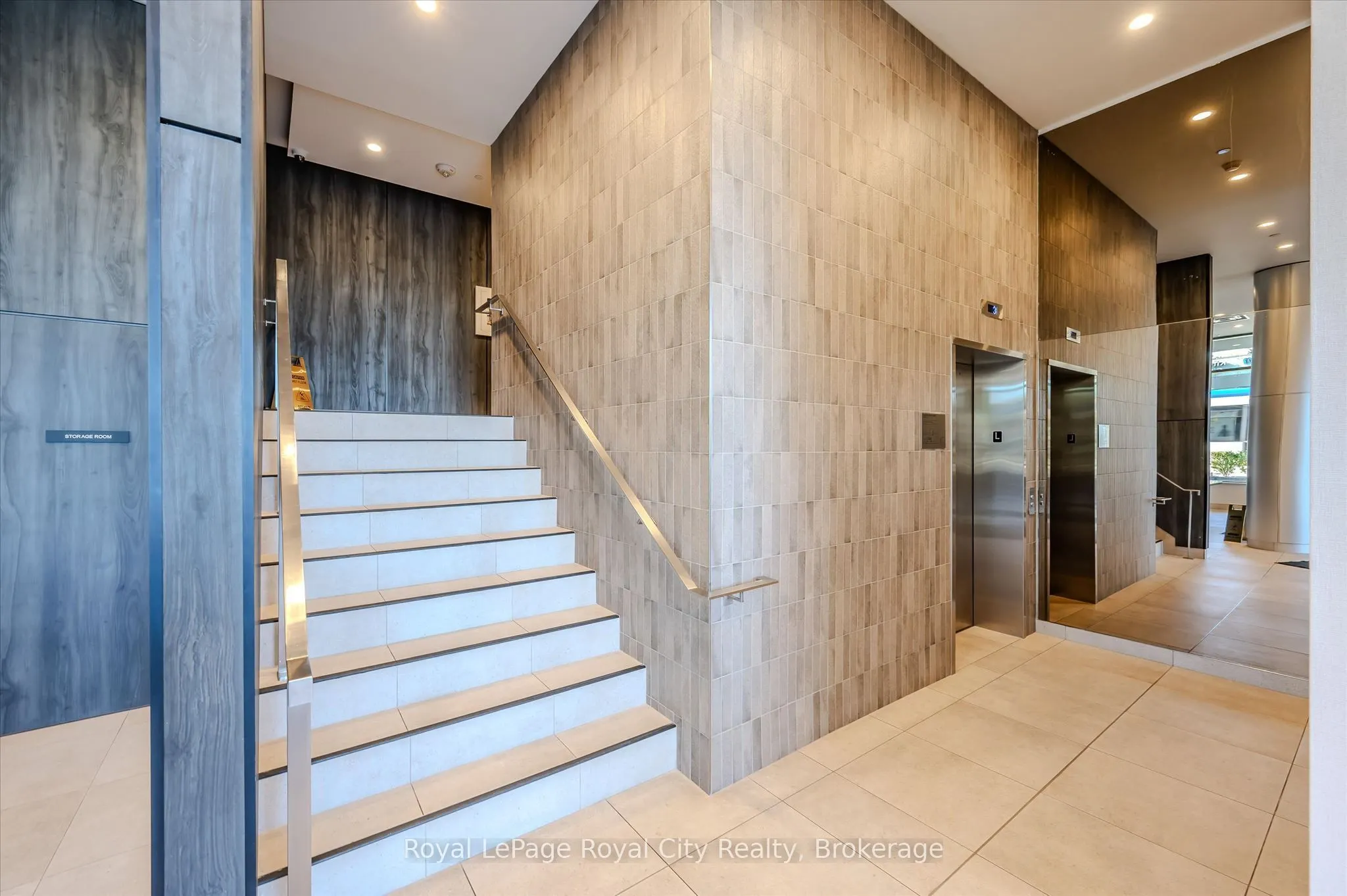 85 Duke Street W #1204