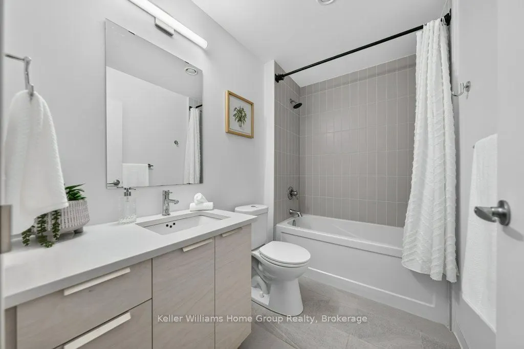 120 Huron Street #304