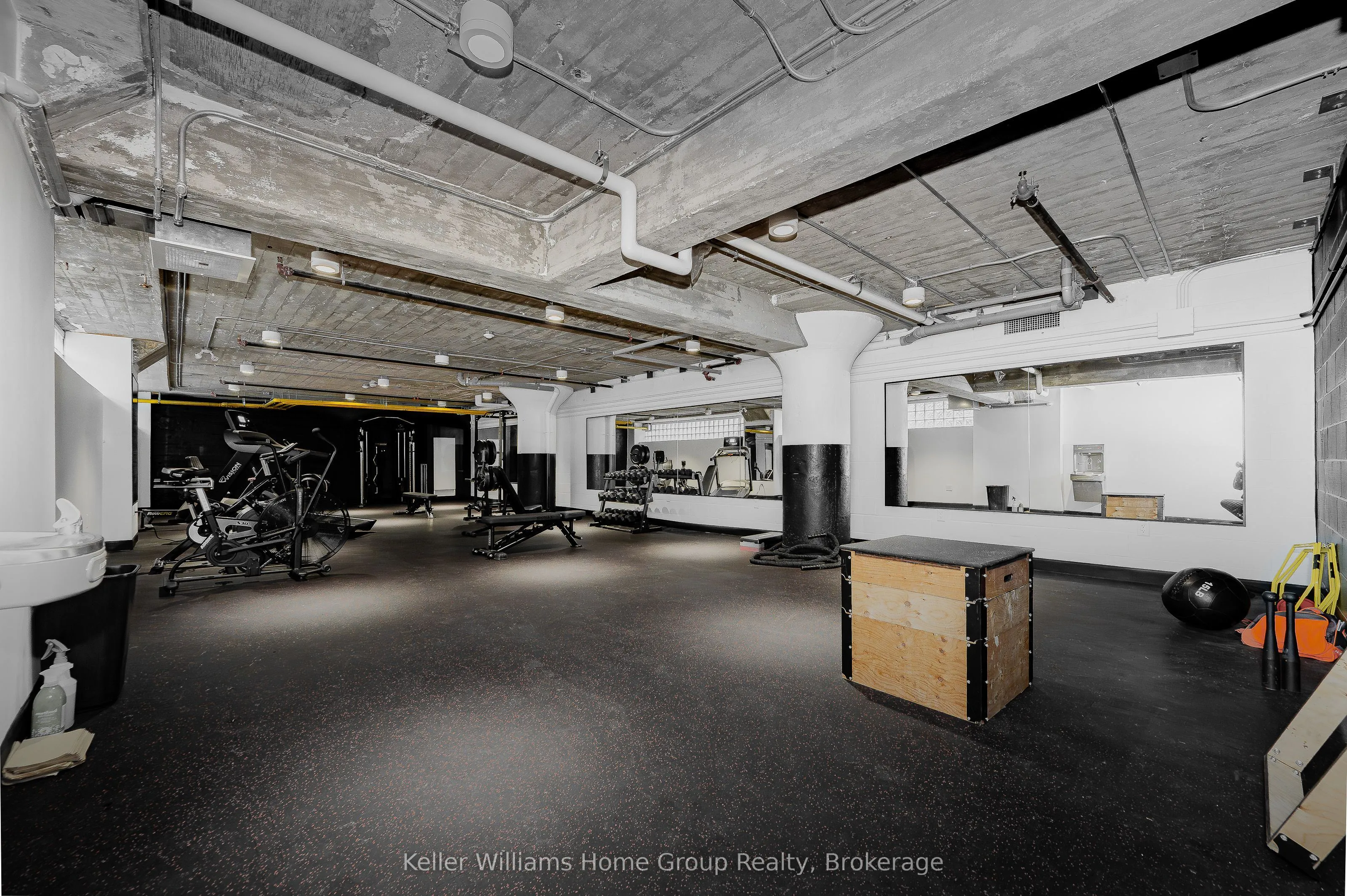 120 Huron Street #304