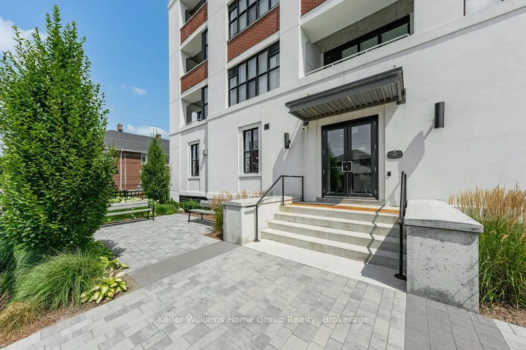 120 Huron Street #304