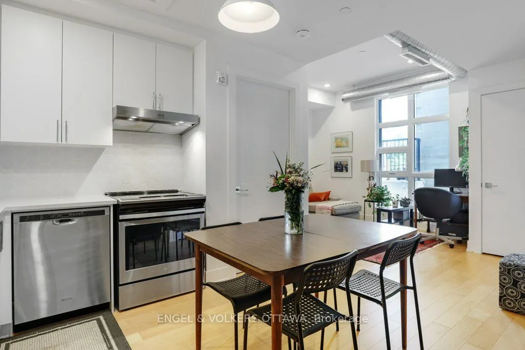 101 Pinhey Street #104