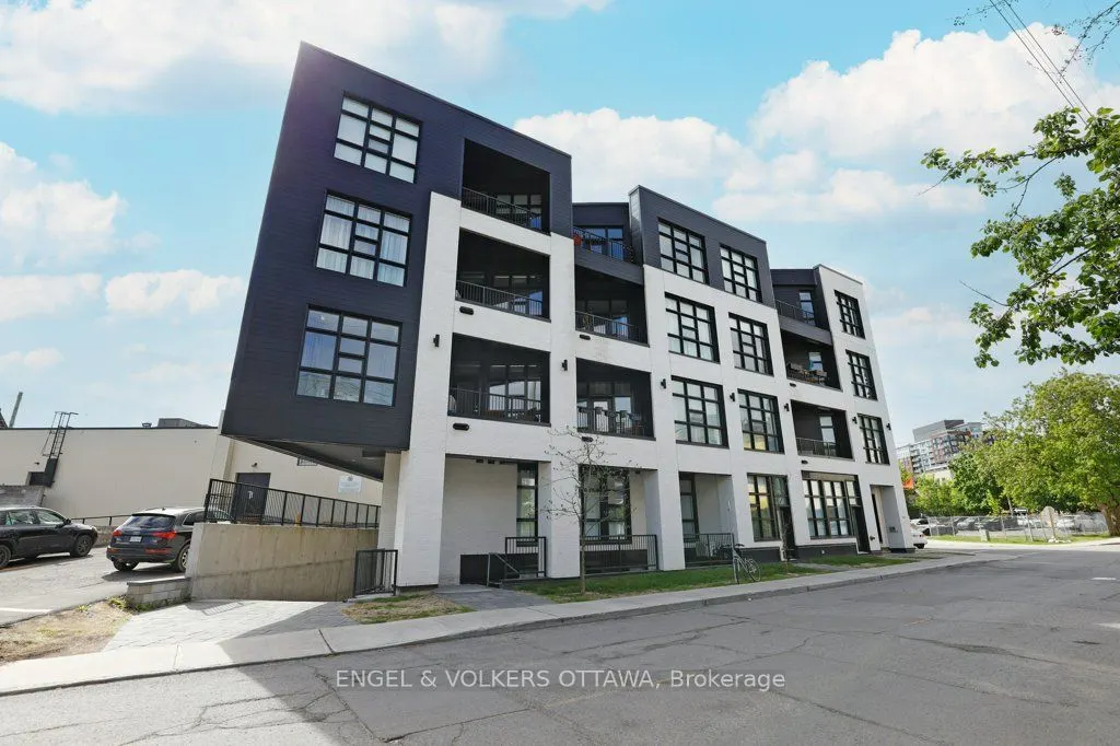 101 Pinhey Street #104