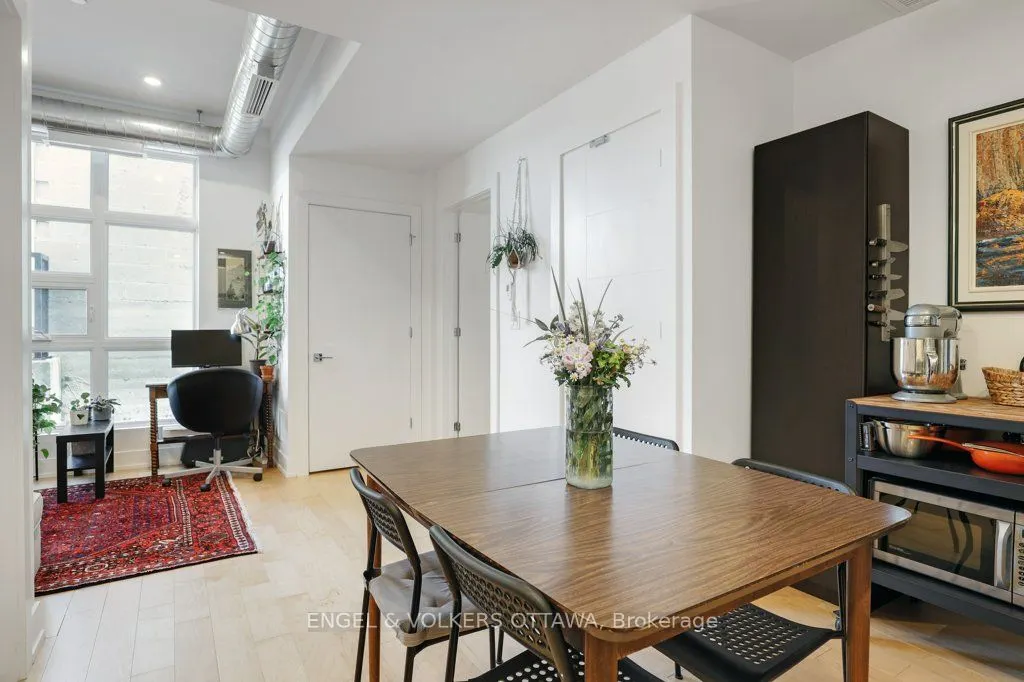 101 Pinhey Street #104