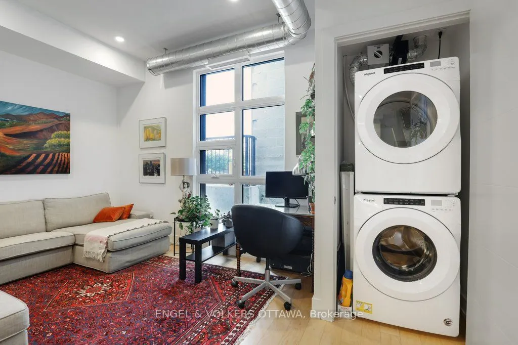 101 Pinhey Street #104