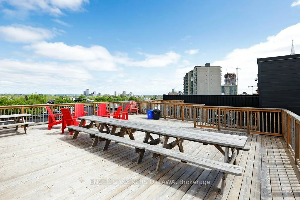 101 Pinhey Street #104