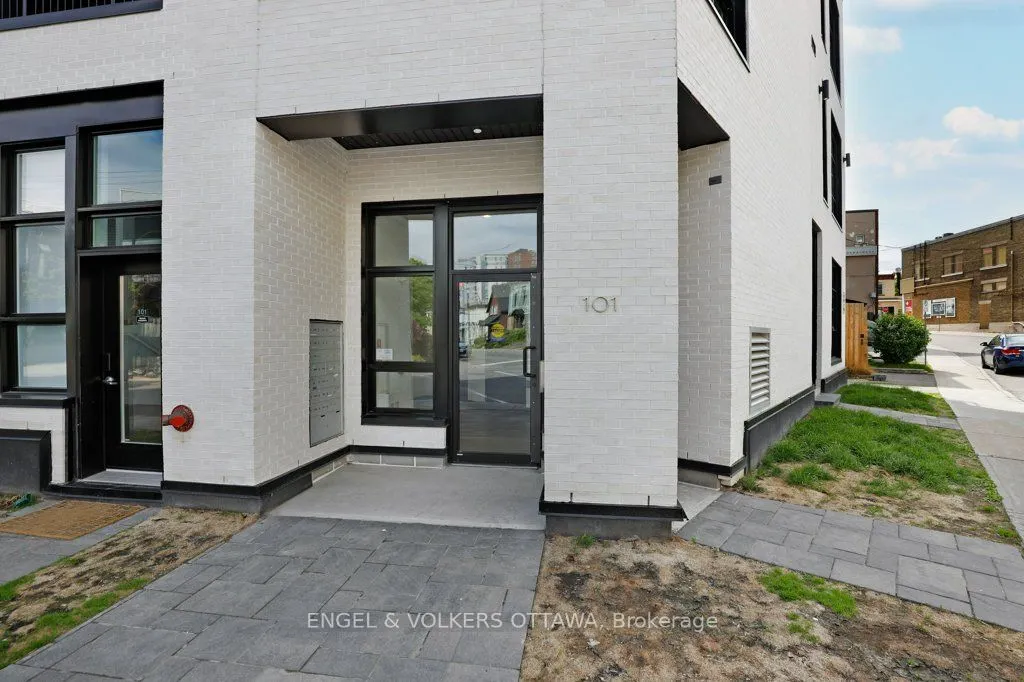 101 Pinhey Street #104