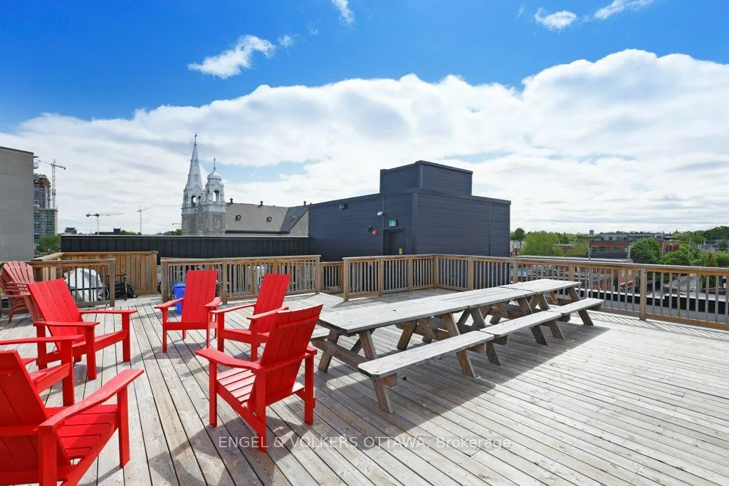 101 Pinhey Street #104