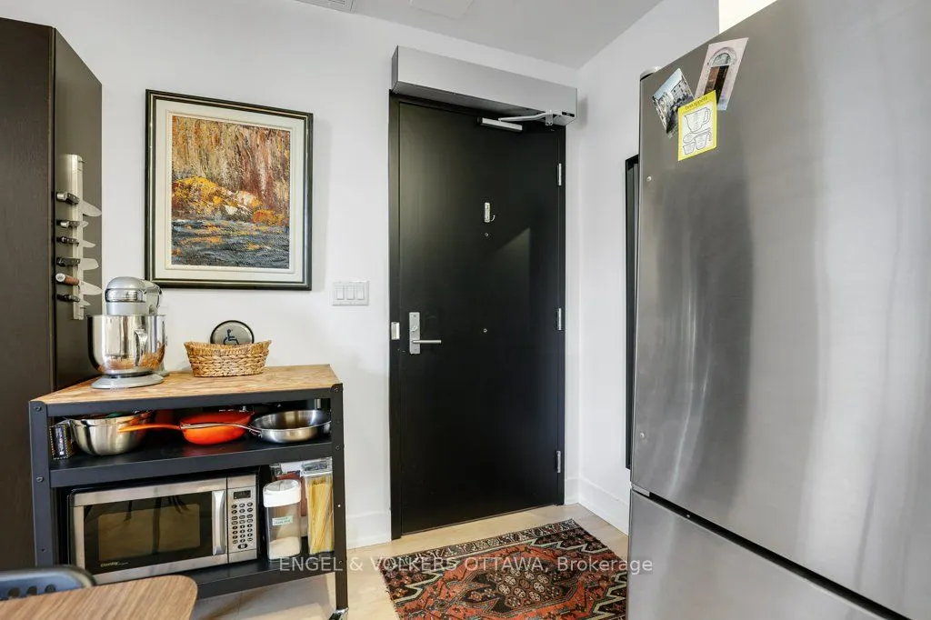 101 Pinhey Street #104