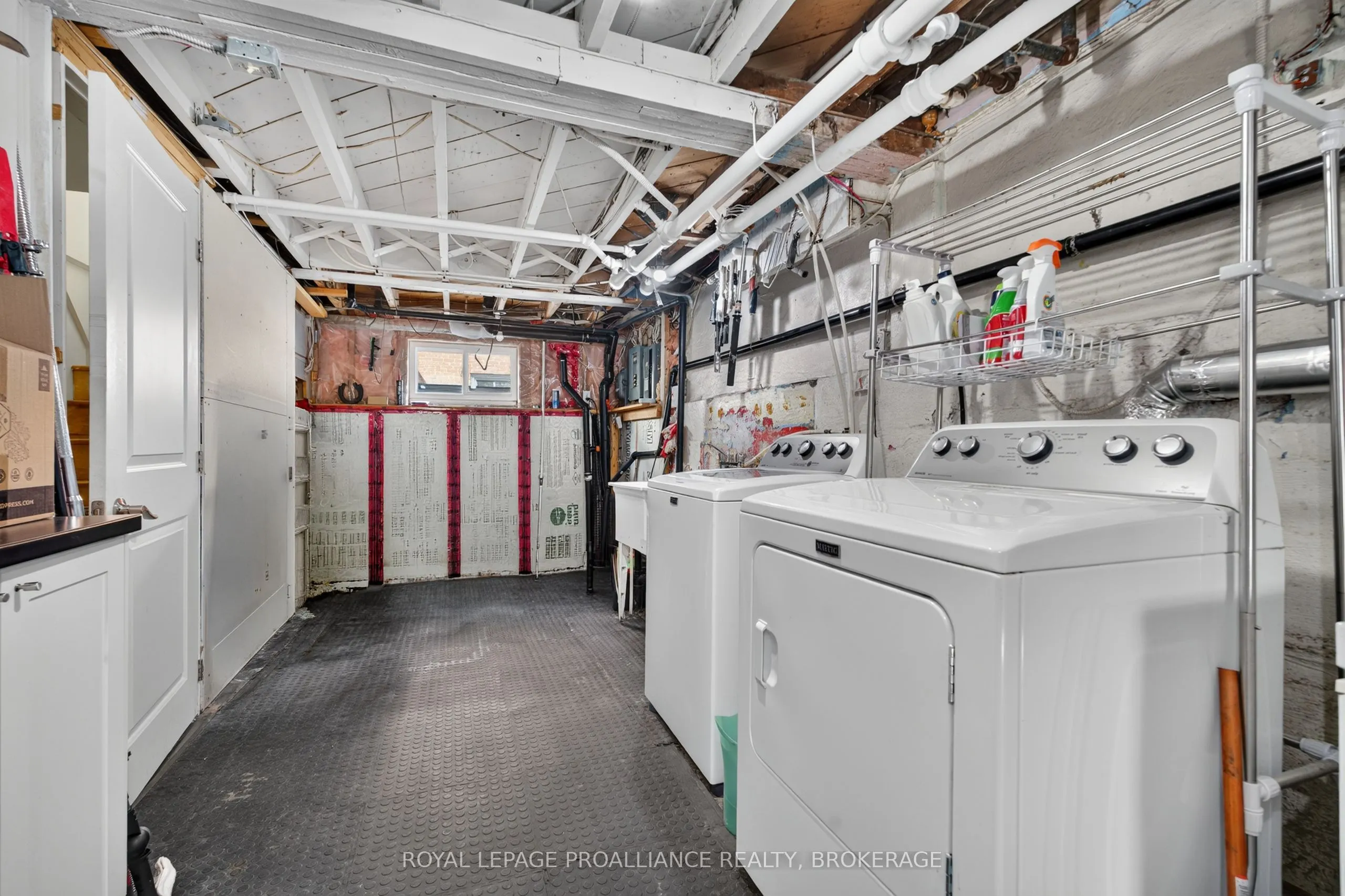 130 MACDONNELL Street