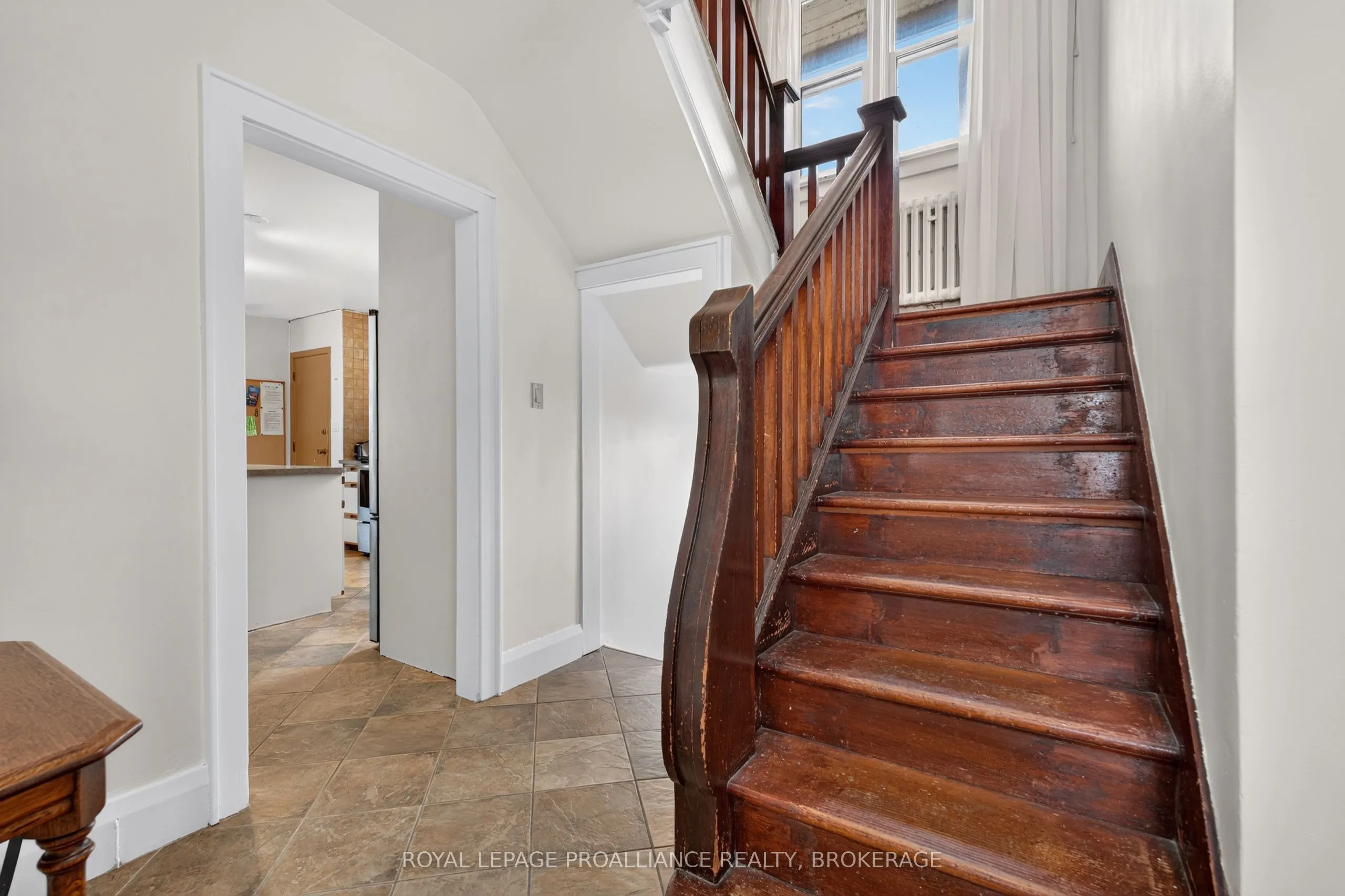 130 MACDONNELL Street