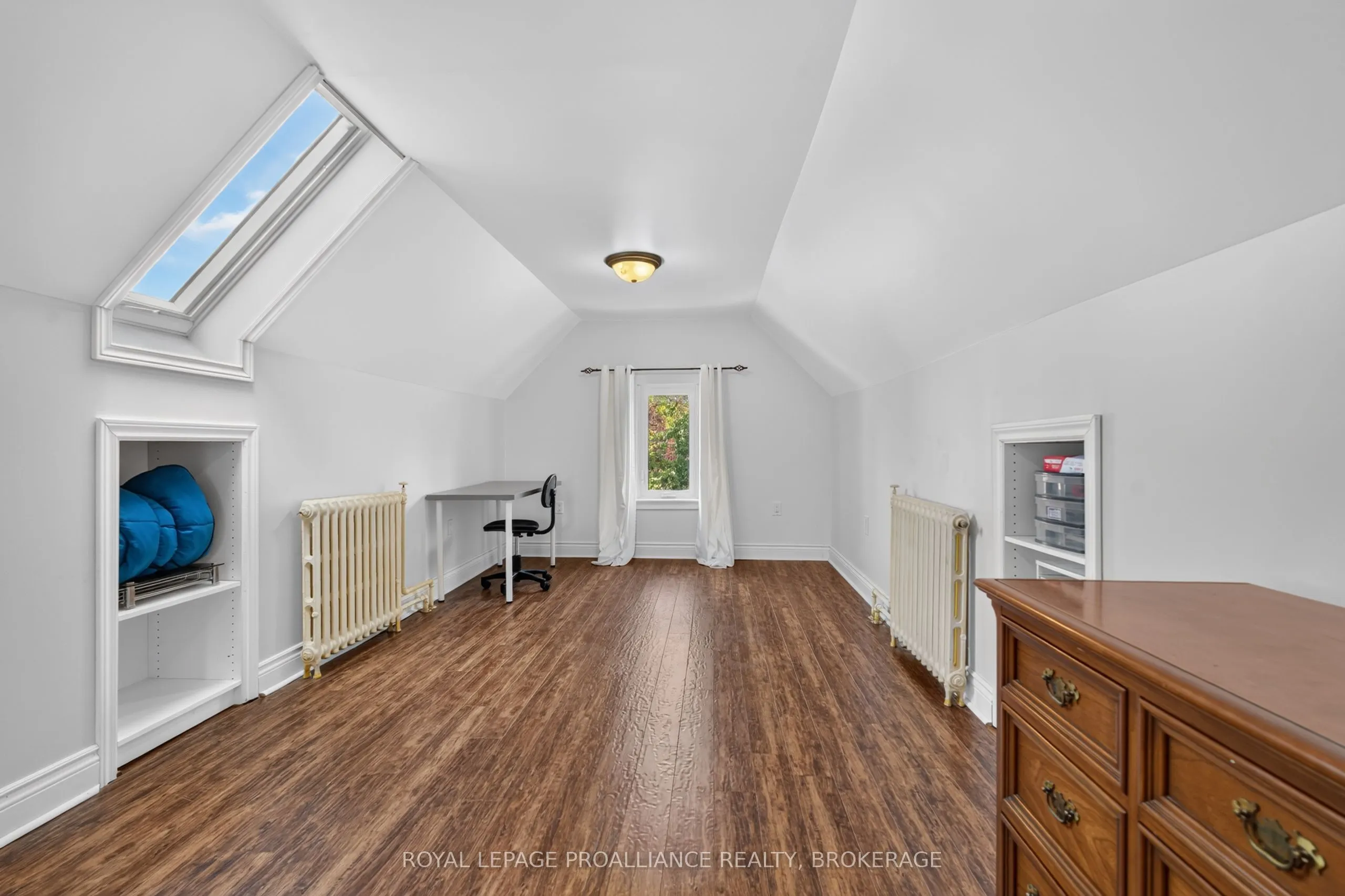 130 MACDONNELL Street