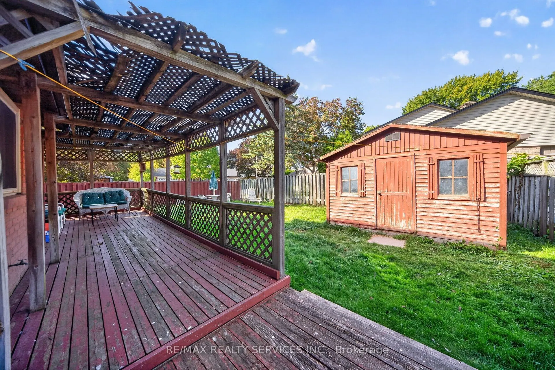 115 Amberly Boulevard