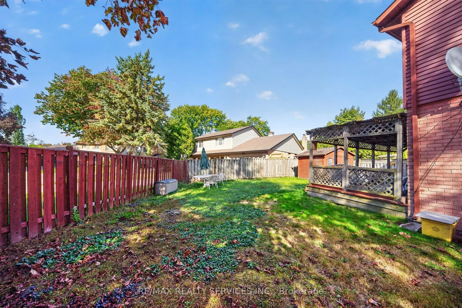 115 Amberly Boulevard