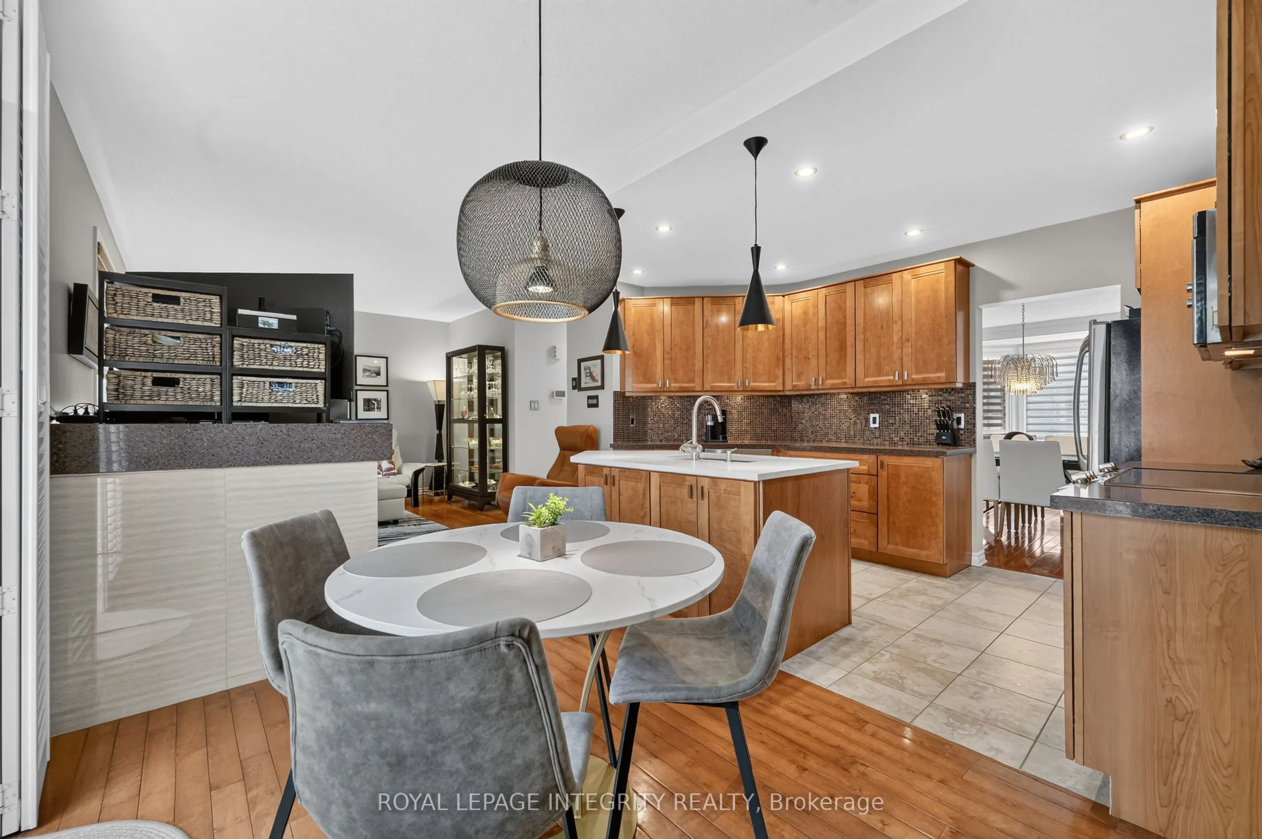 2117 Sandy Oaks Drive