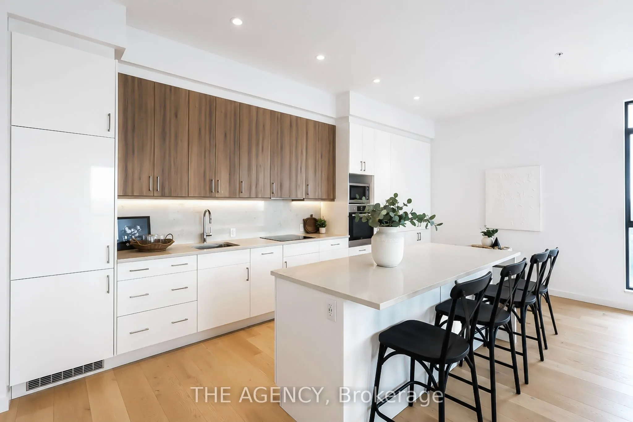 181 King Street S #1901