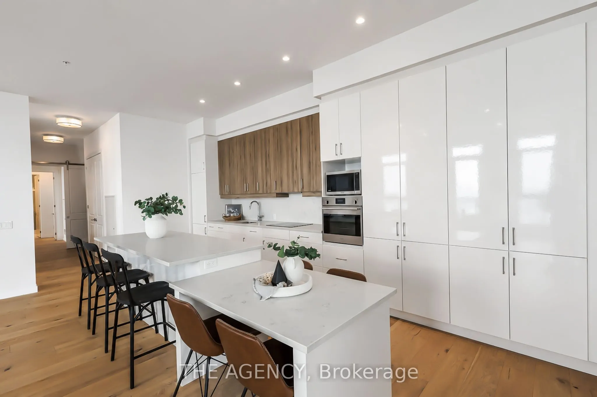 181 King Street S #1901