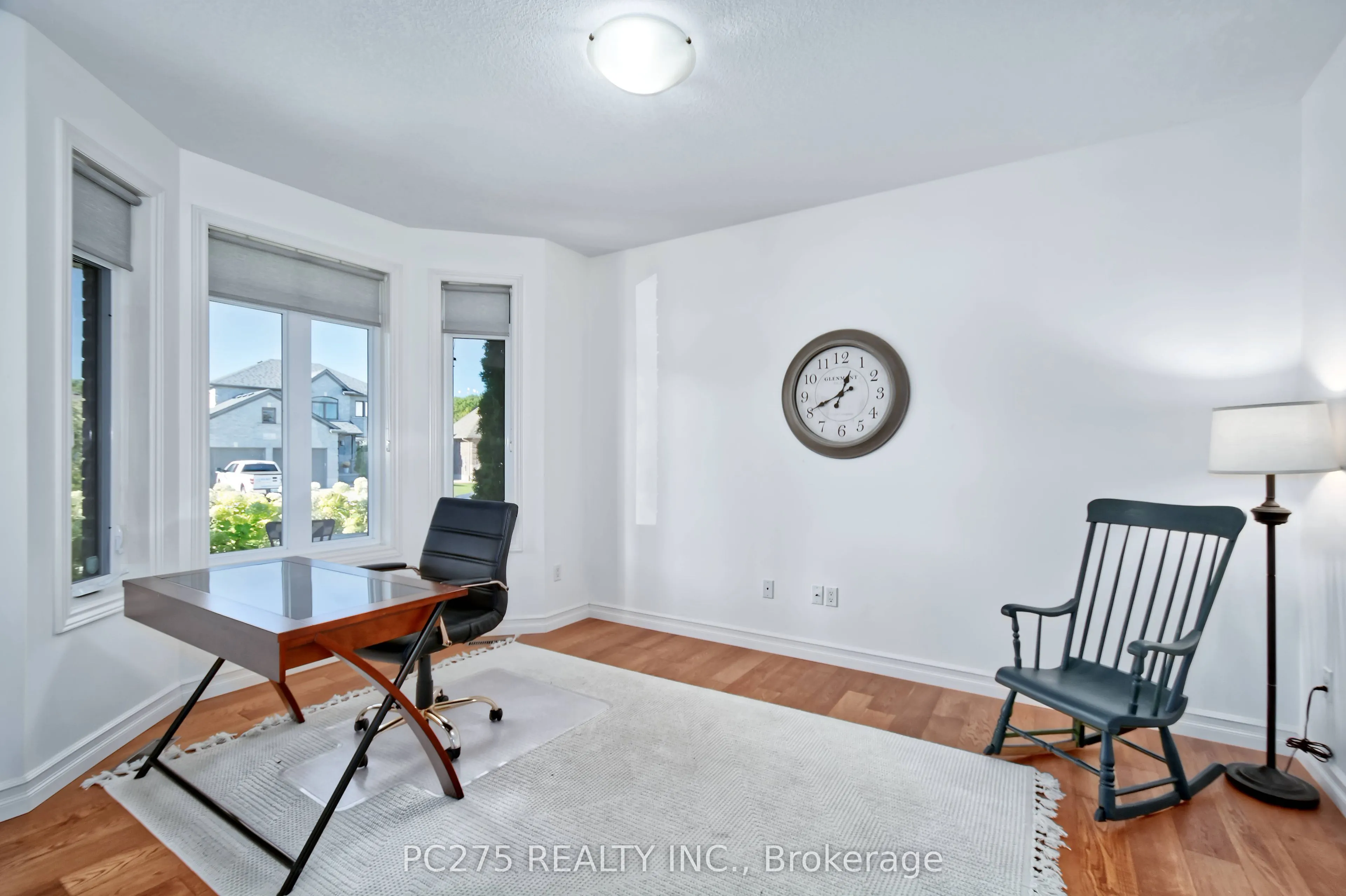 16 Peregrine Avenue