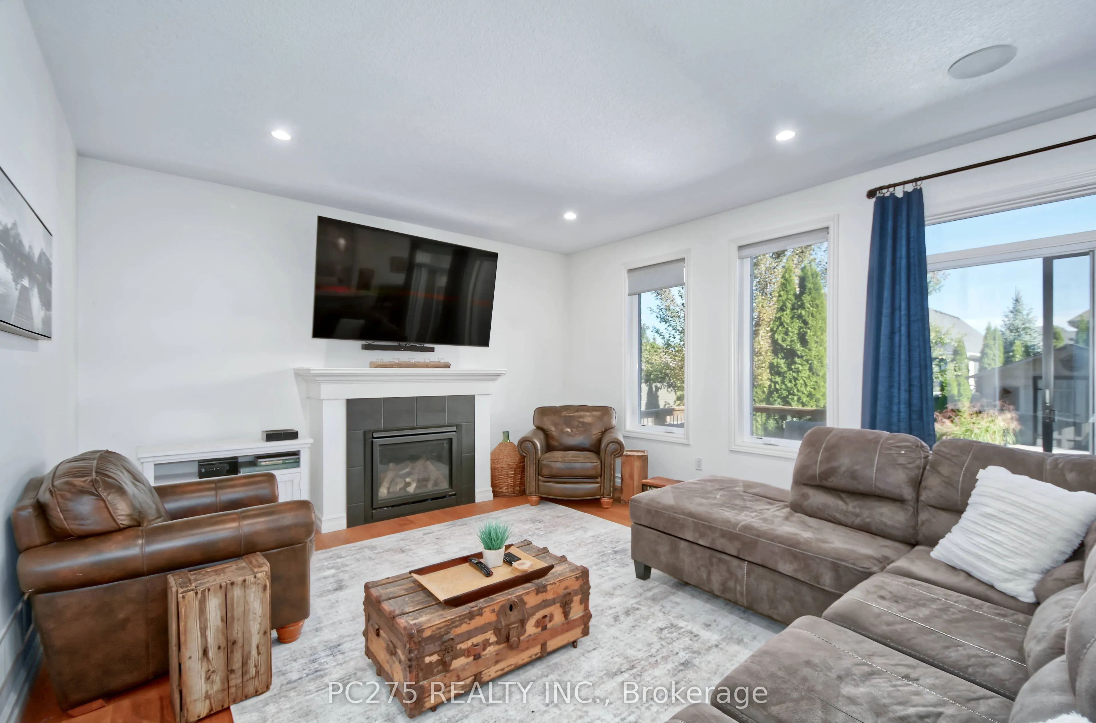 16 Peregrine Avenue