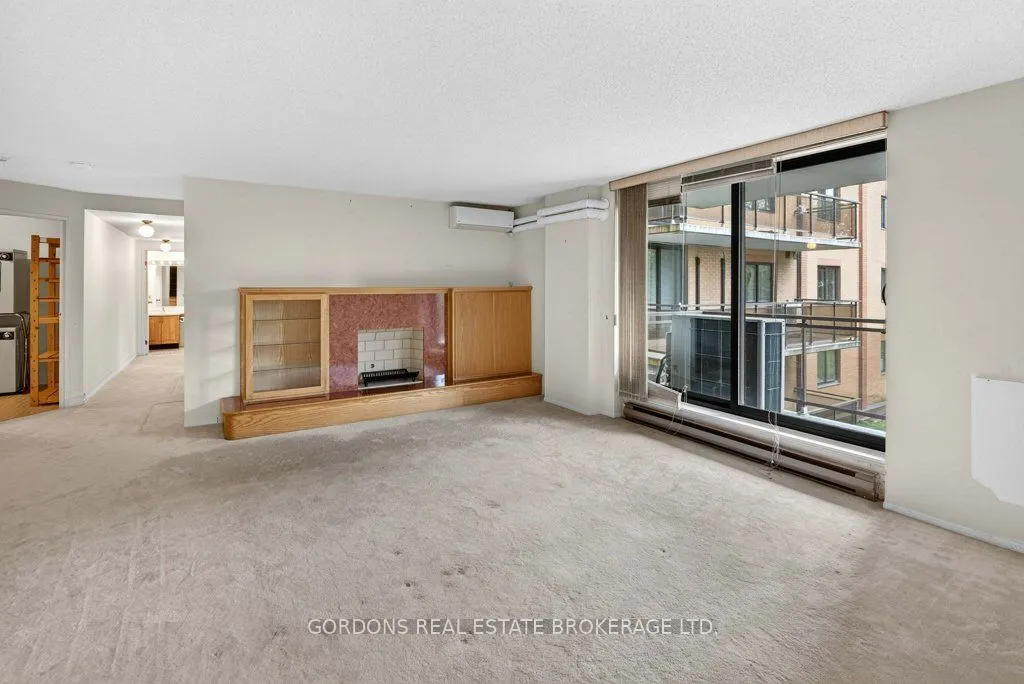 120 Barrett Court #201
