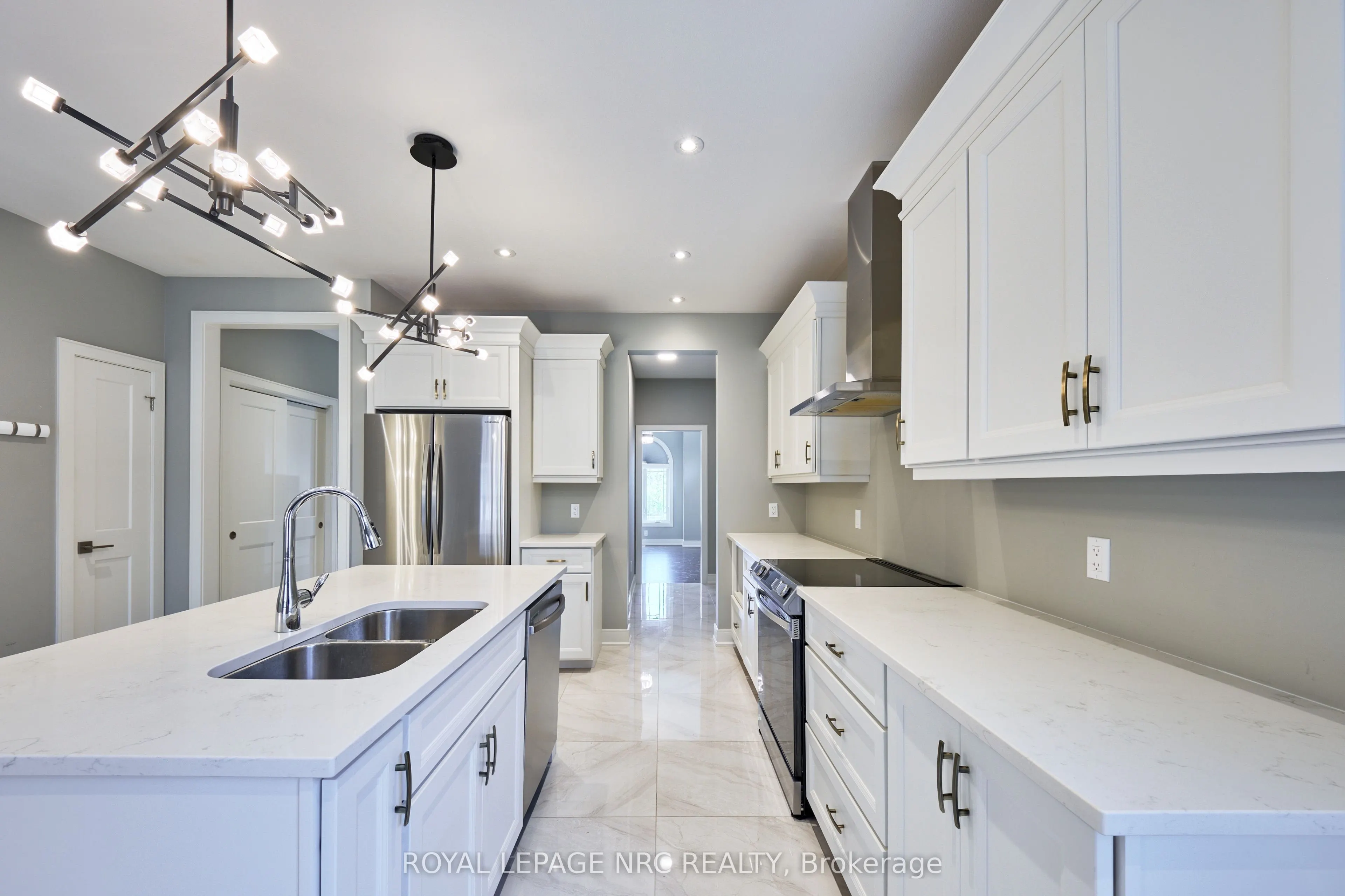 53 Carrick Trail