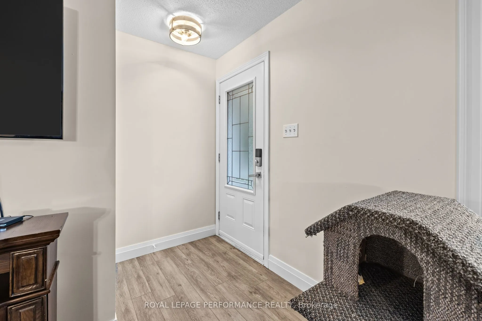 3080 Conc. 3 Plantagenet Road
