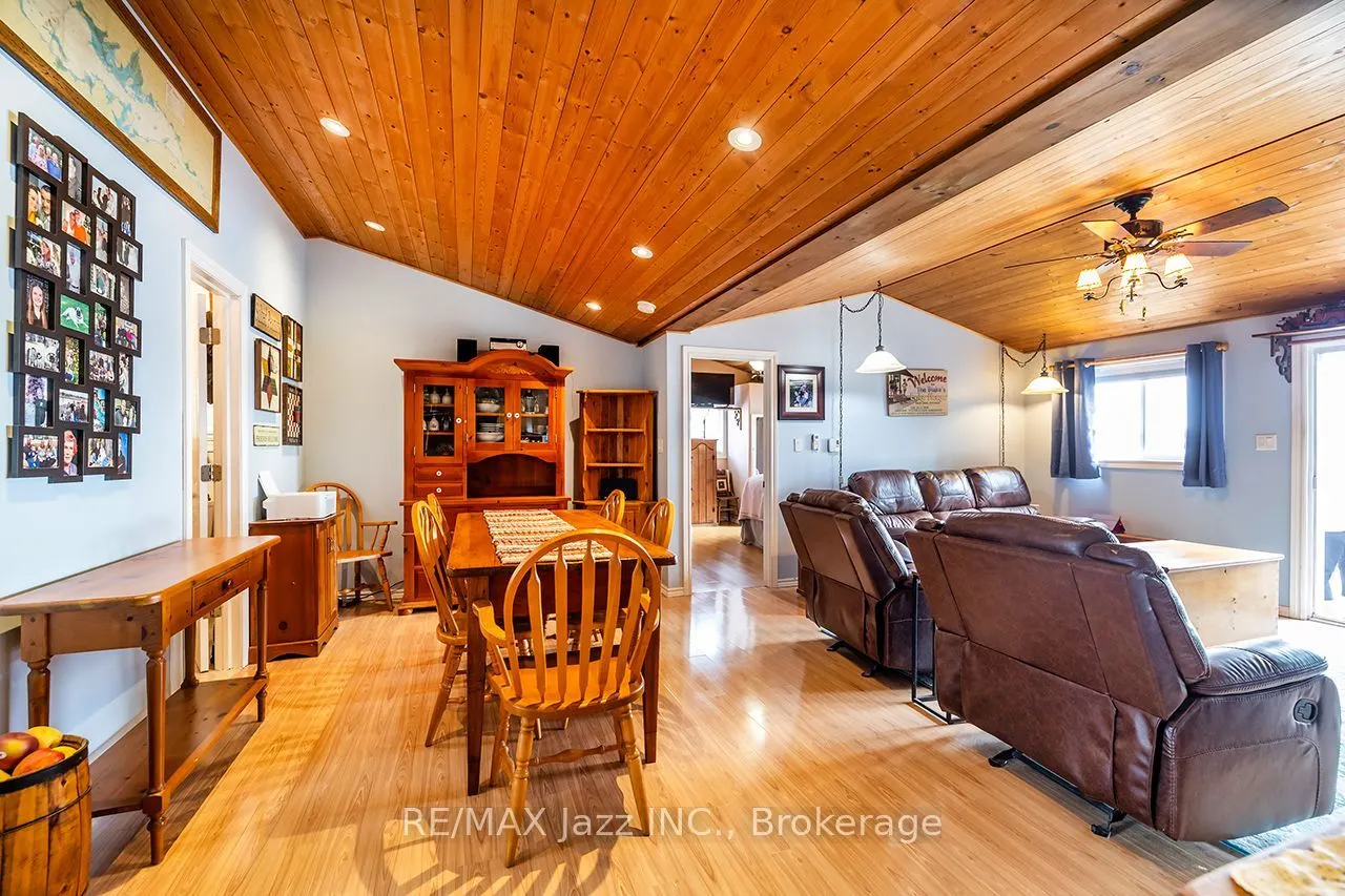 923 Silver Leaf Drive