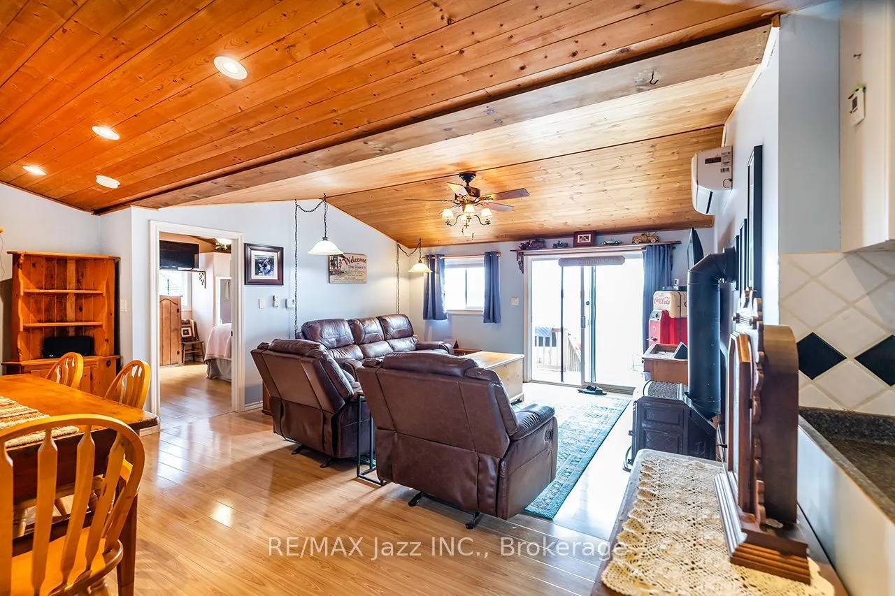 923 Silver Leaf Drive