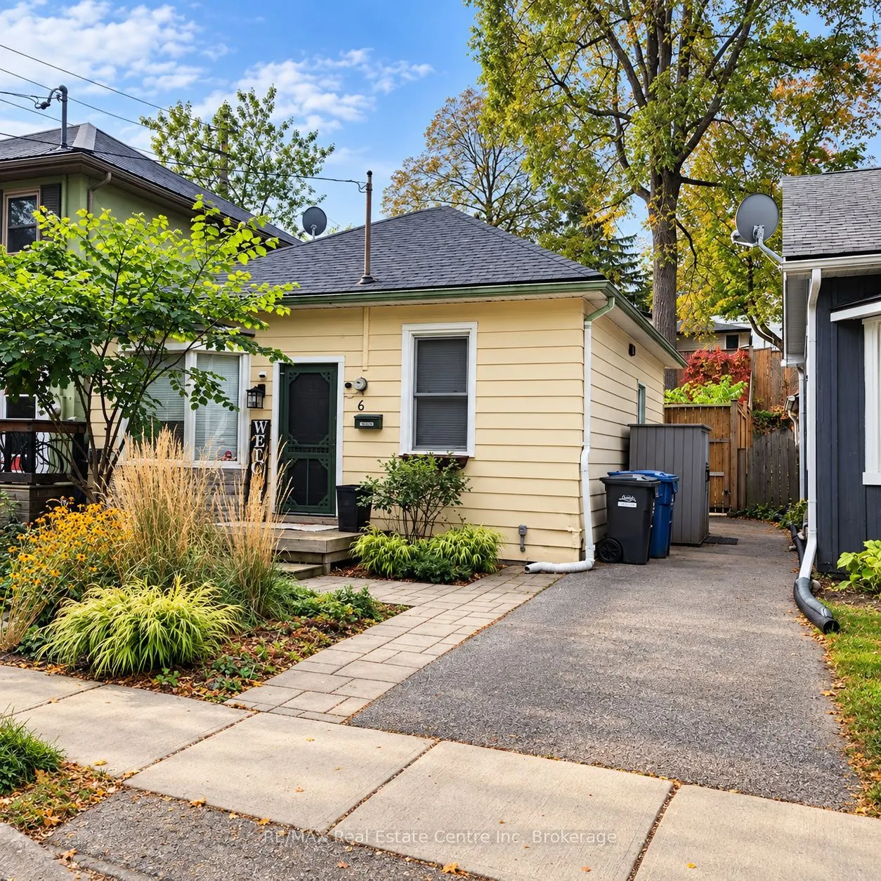 6 Dufferin Street