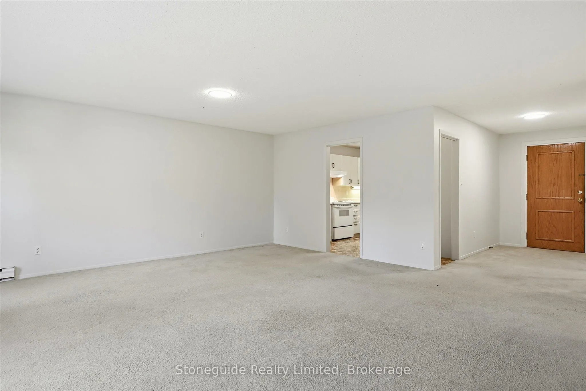 21 Paddock Wood #10