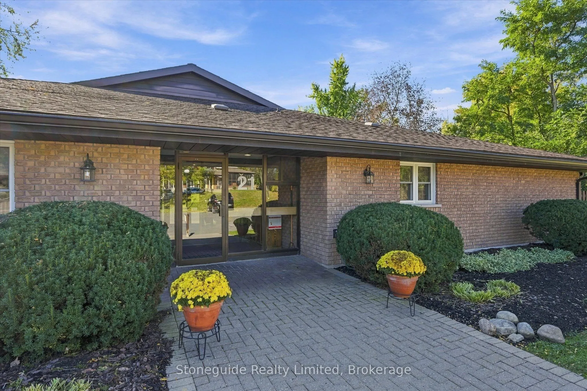 21 Paddock Wood #10