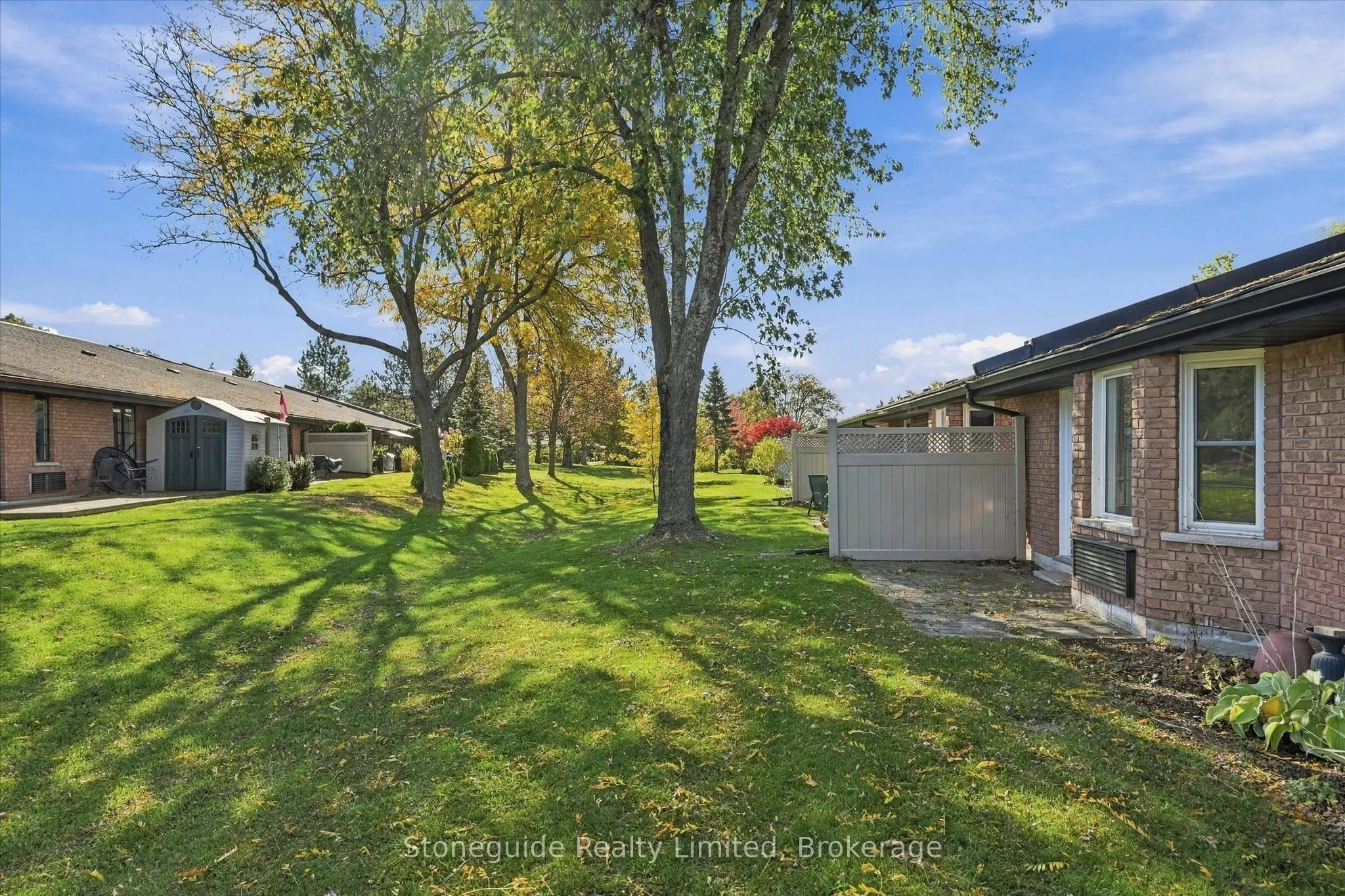 21 Paddock Wood #10