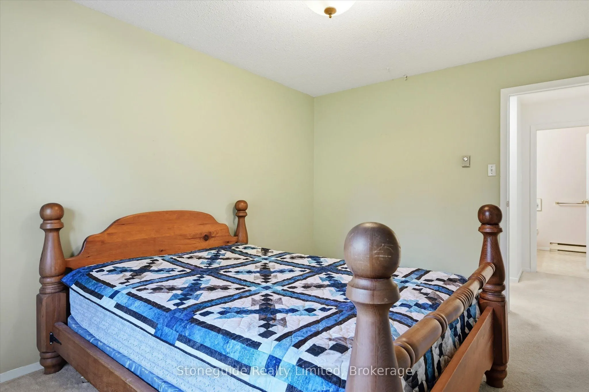 21 Paddock Wood #10