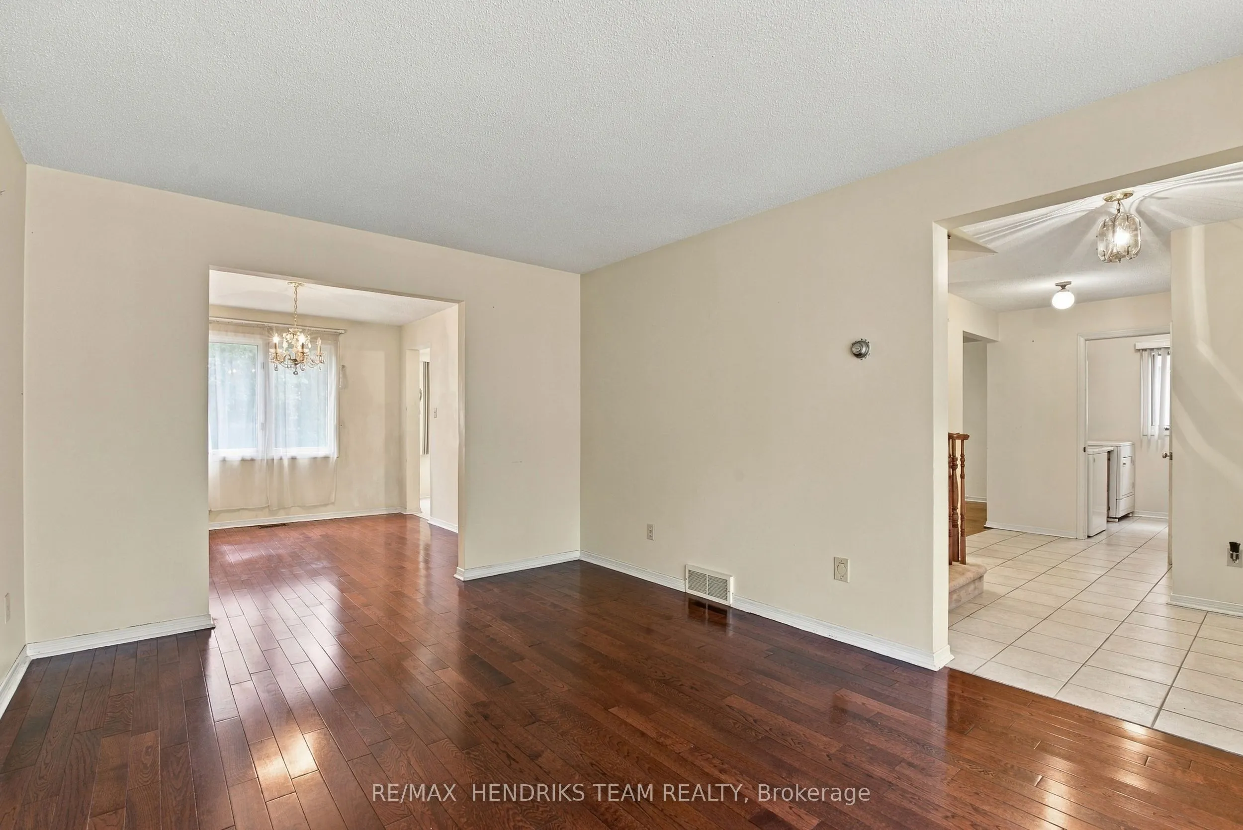 17 Farmington Drive
