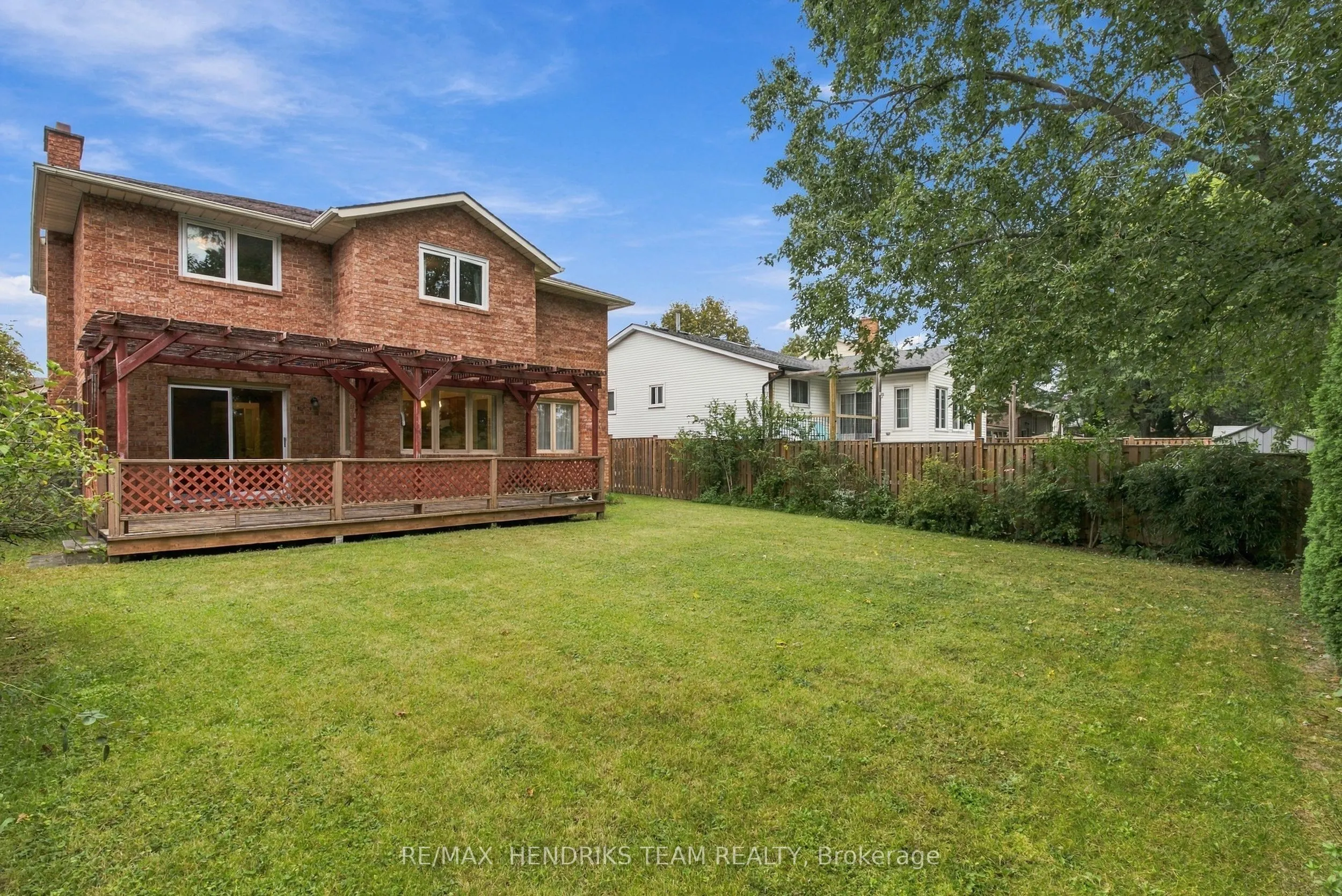 17 Farmington Drive
